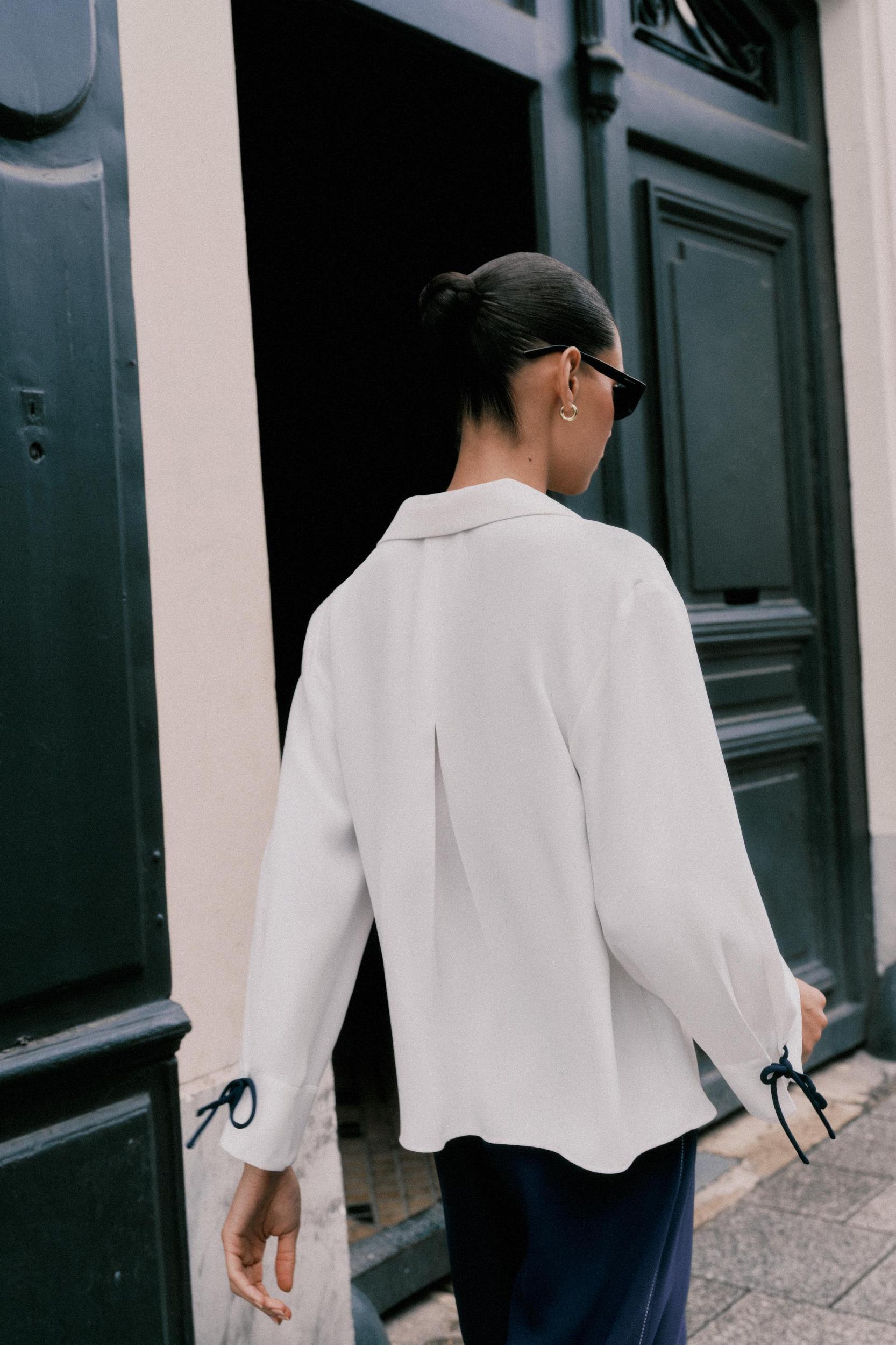 CONTRAST TRIM SHIRT Product Image