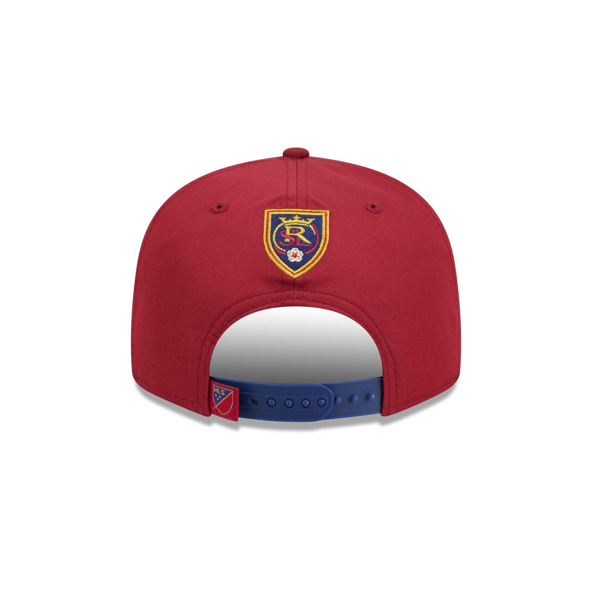 New England Patriots Oversized 59FIFTY Fitted Hat Male Product Image