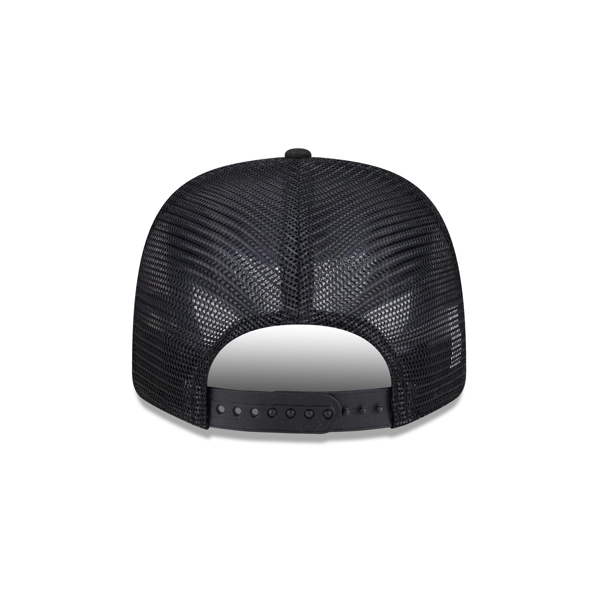 Boston Bruins Simple 9SEVENTY Trucker Hat Male Product Image