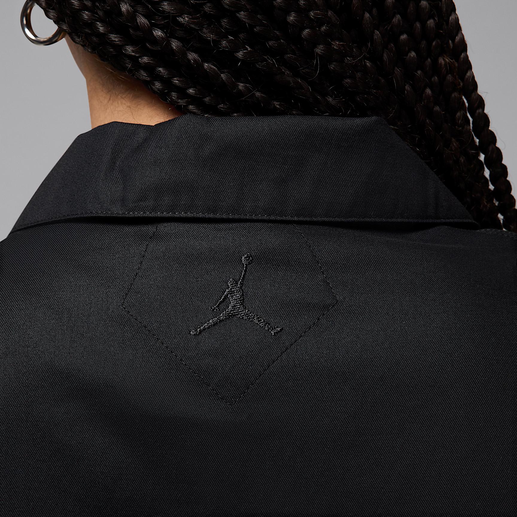Women's Jordan Short-Sleeve Woven Top Product Image