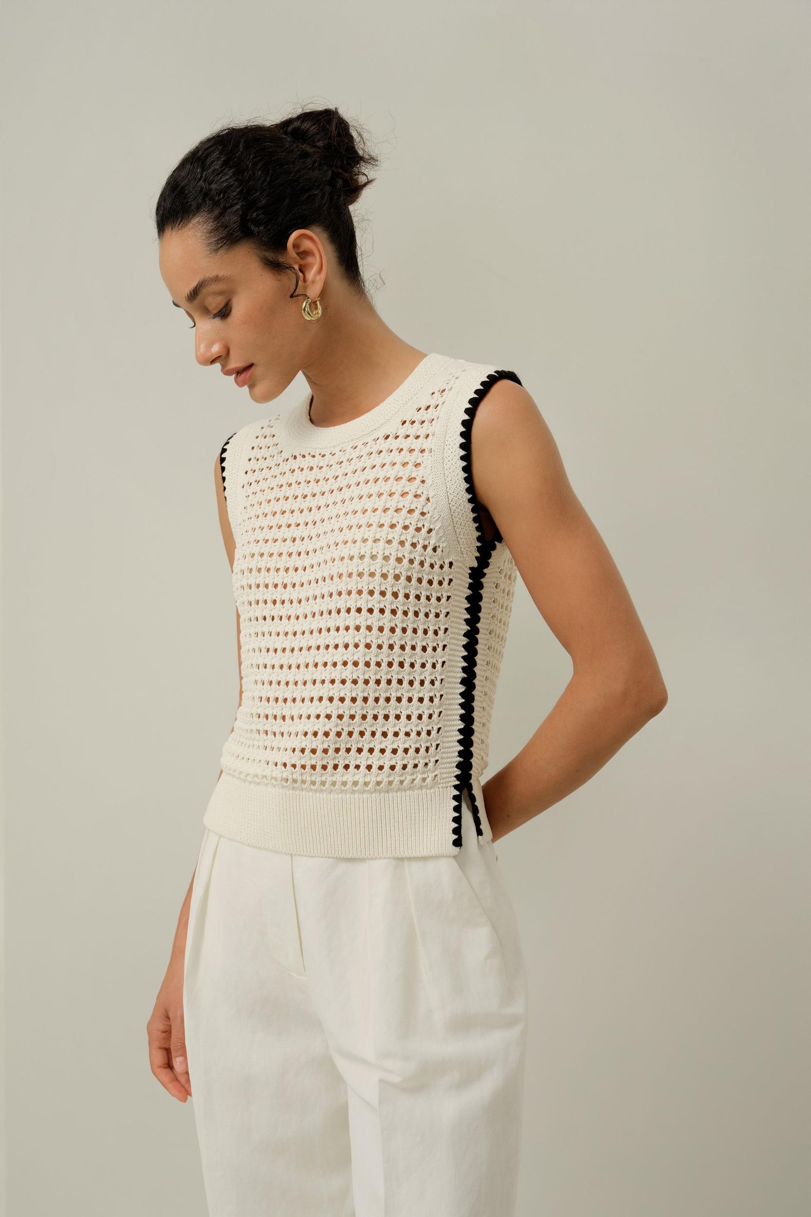 Toscana Pointelle Embroidered Vest Product Image