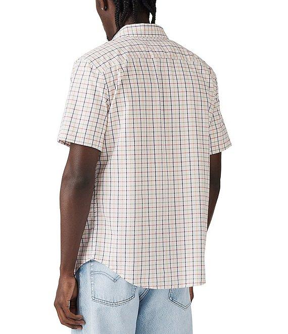 Levi's® Men's Short Sleeve Classic Standard Fit Plaid Print Shirt Product Image