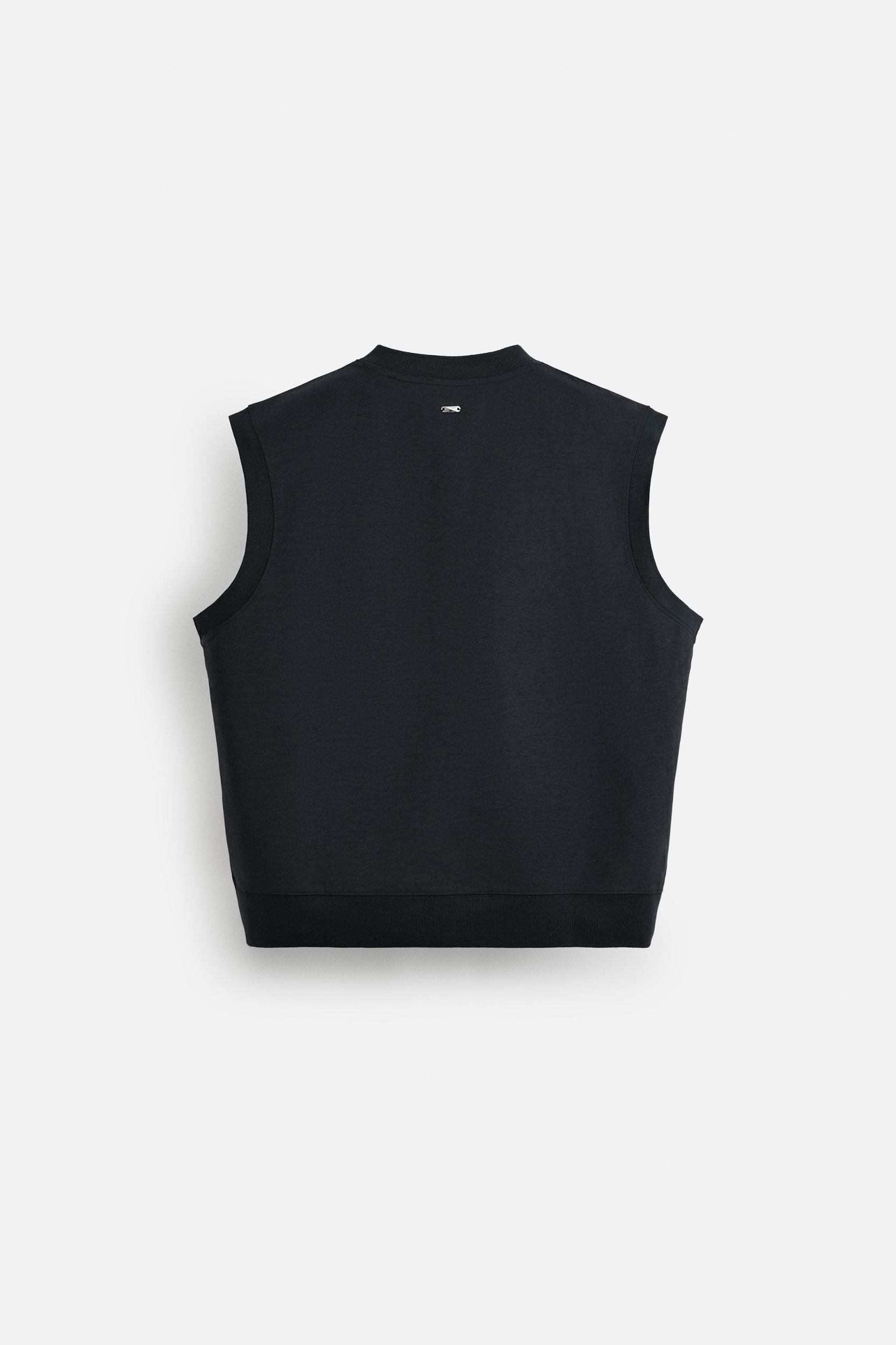 TECHNICAL TANK TOP Product Image
