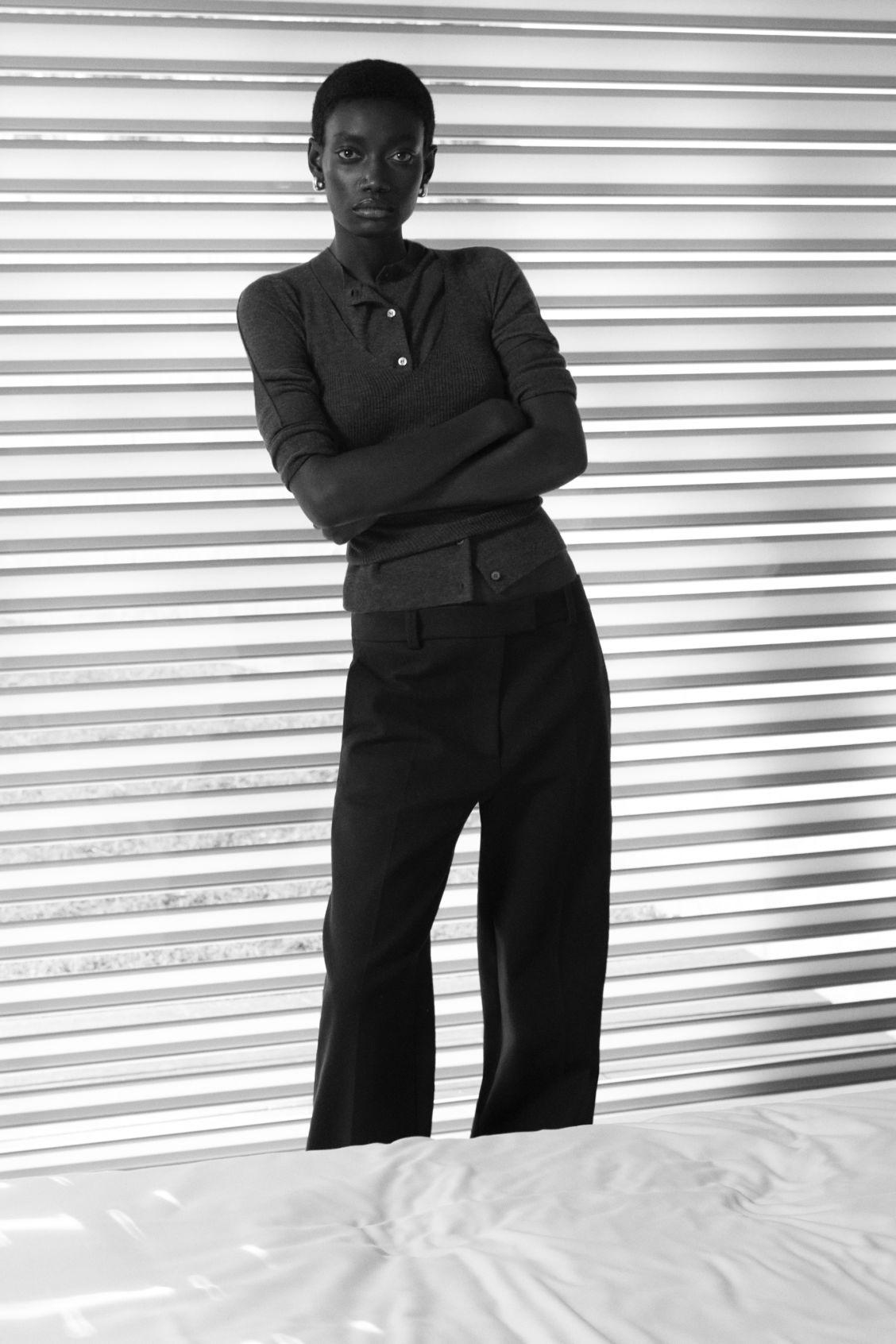 SLIM RIBBED CASHMERE TANK TOP Product Image