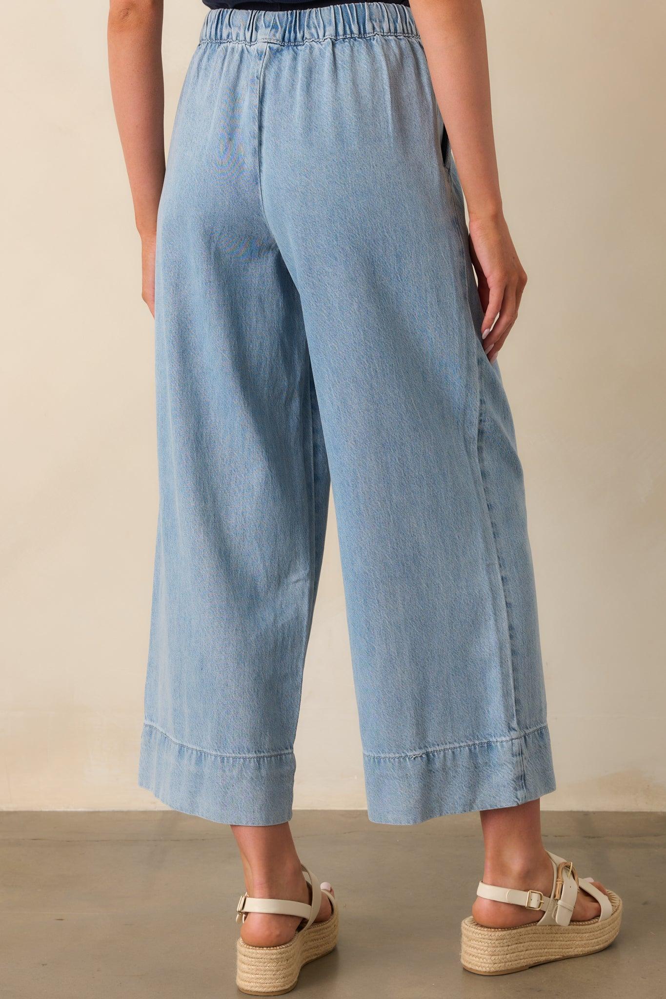 Z Supply Light Wash Cotton Weston Luxe Soft Denim Pants Product Image