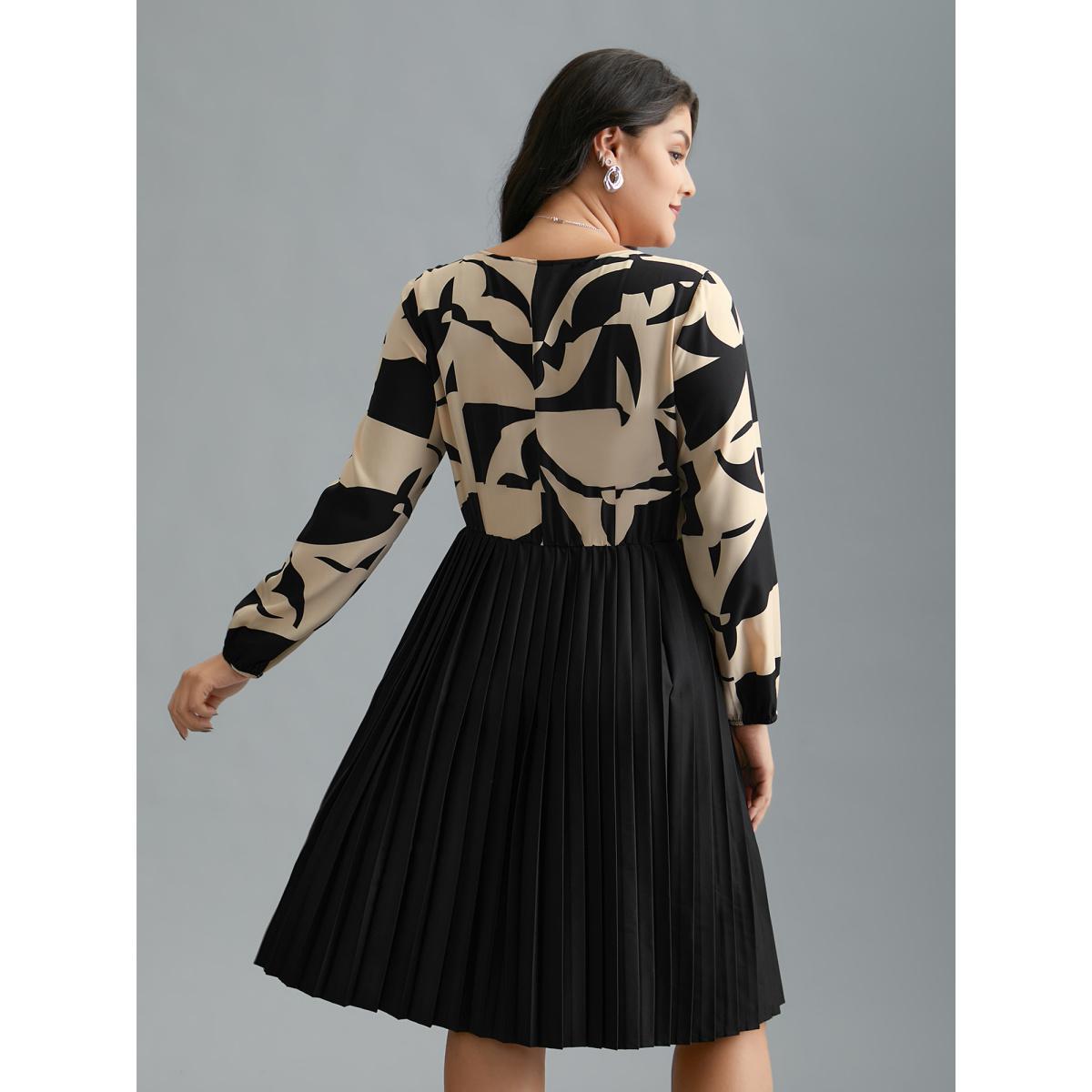 Plus Size Notched Geometric Print Pleated Dress Black Women At the Office Pleated Flat collar with V-notch Long Sleeve Curvy BloomChic 14-16/1X Product Image
