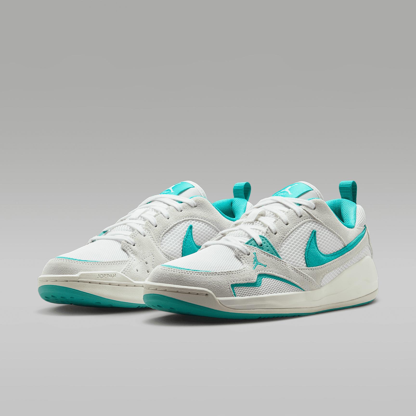 Women's Jordan CMFT Era Shoes Product Image