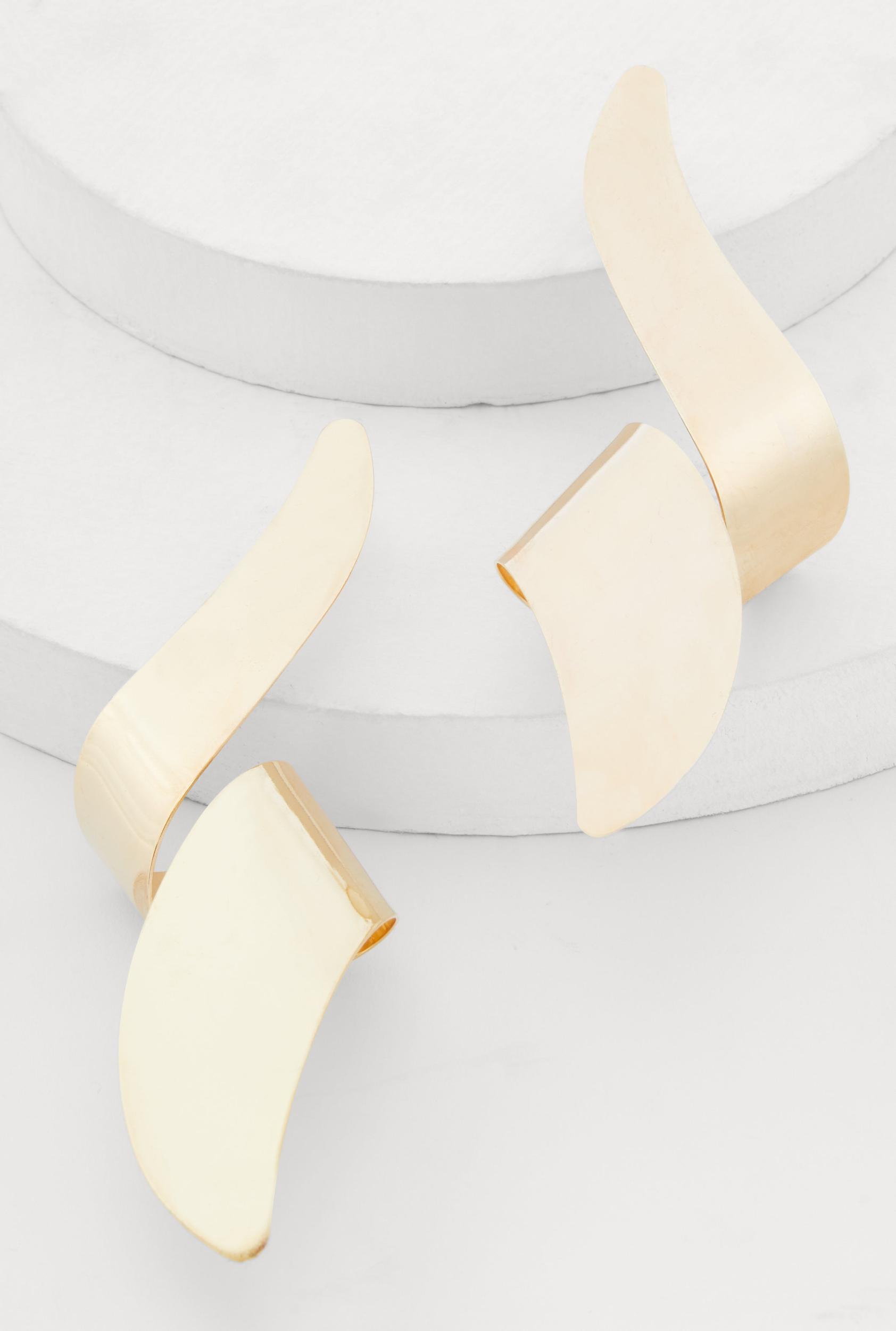 Tiered Heart Drop Earrings Unisex Product Image