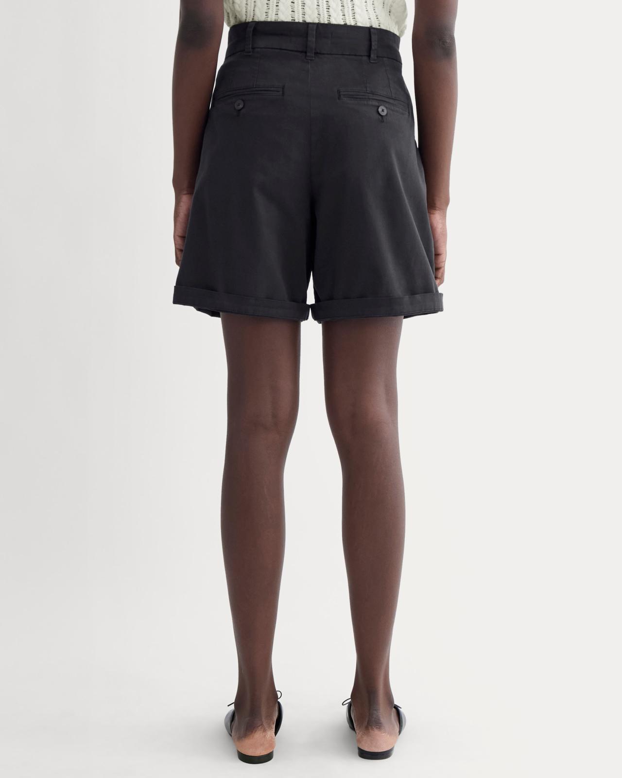 The Pleated Chino Short Product Image