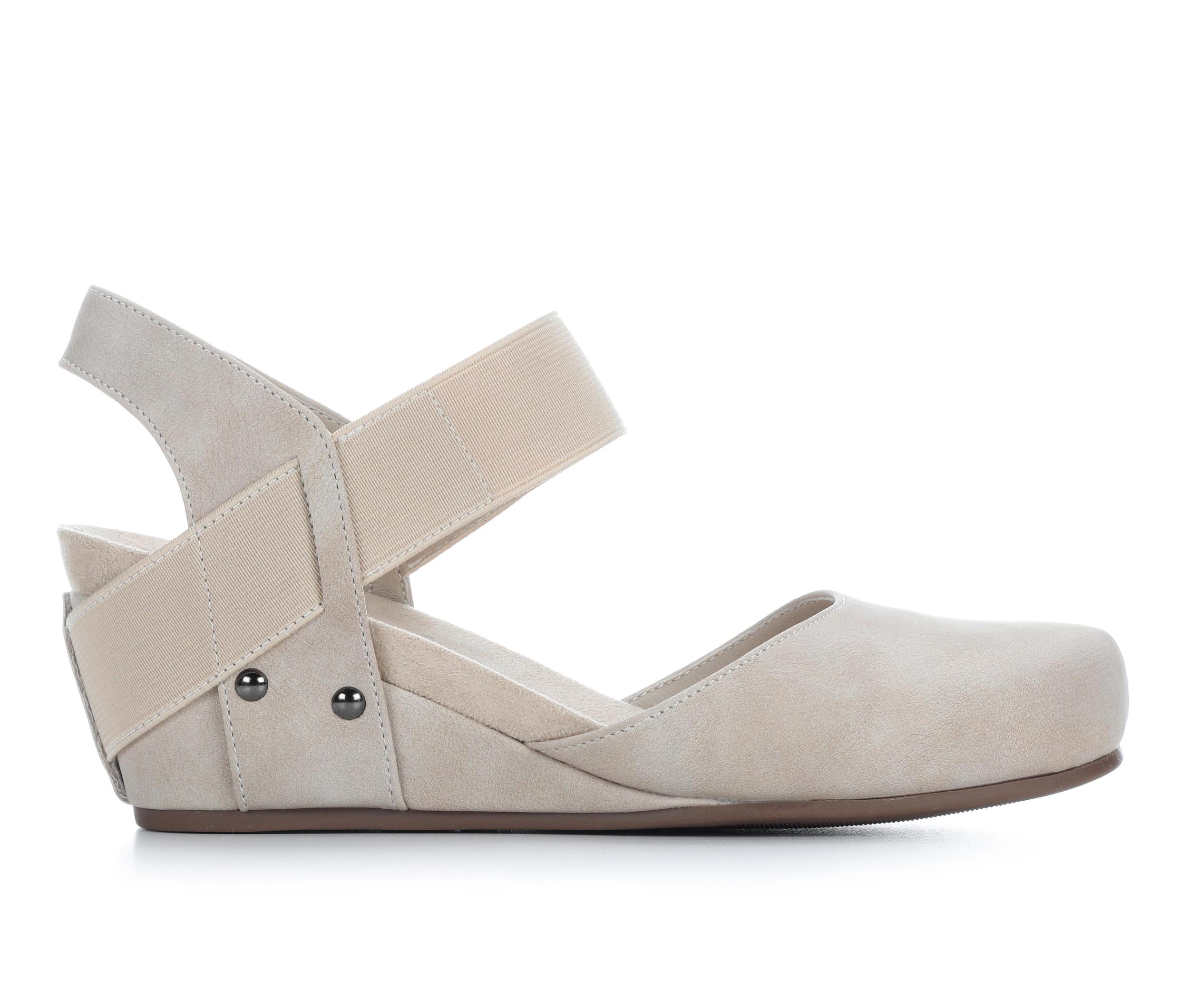 Women's Vintage 7 Eight Freedom Wedges Product Image