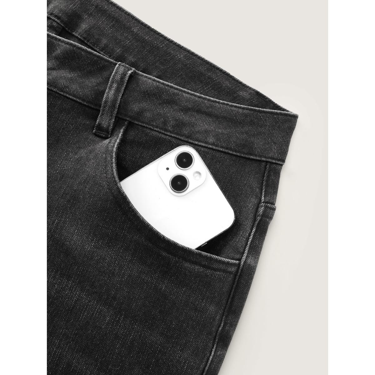 Plus Size Mid-Rise Straight-Leg Jeans Women Denimblack Leisure High stretch Slanted pocket Jeans BloomChic 20/2X Product Image