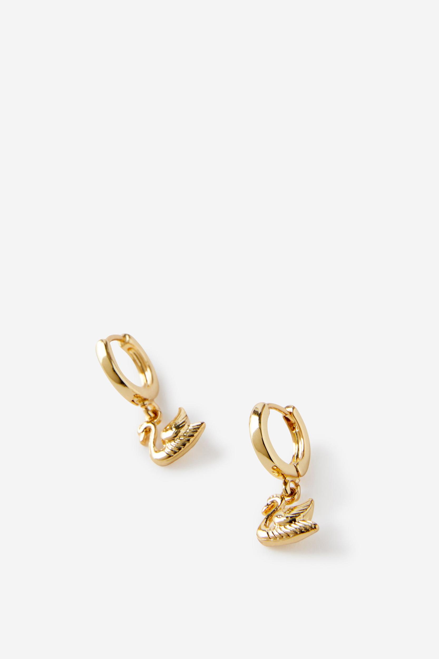 Huggie Hoop Earring Product Image