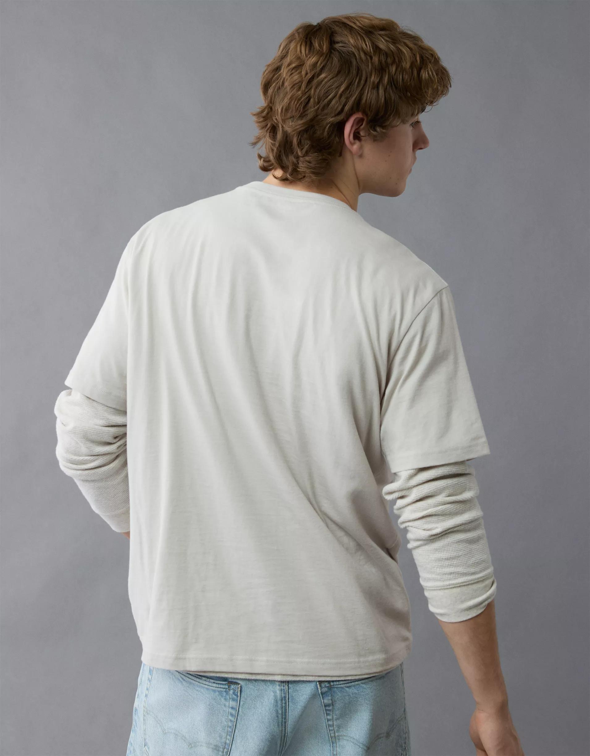 AE Logo Graphic T-Shirt Product Image