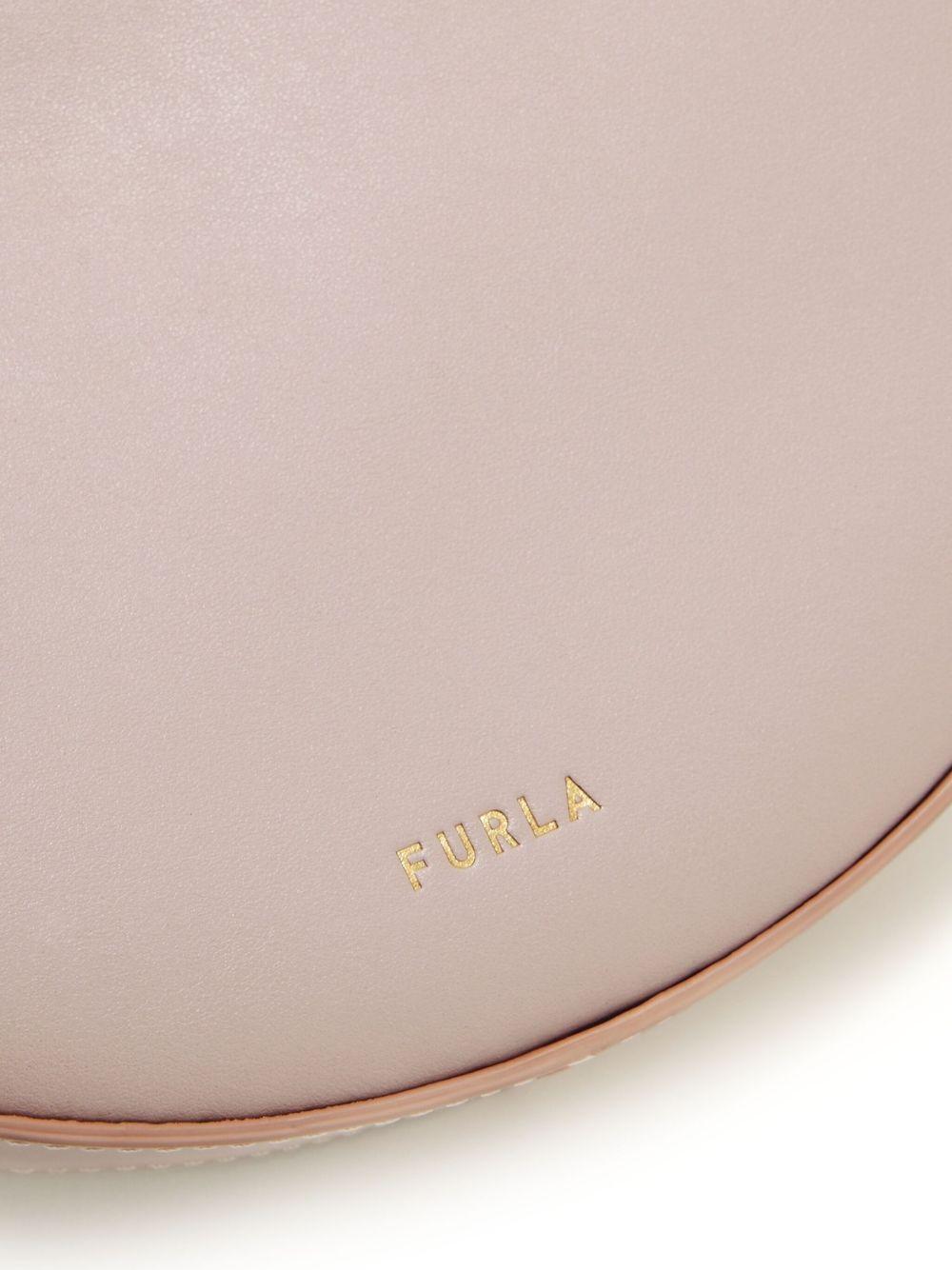 curved shoulder bag Product Image