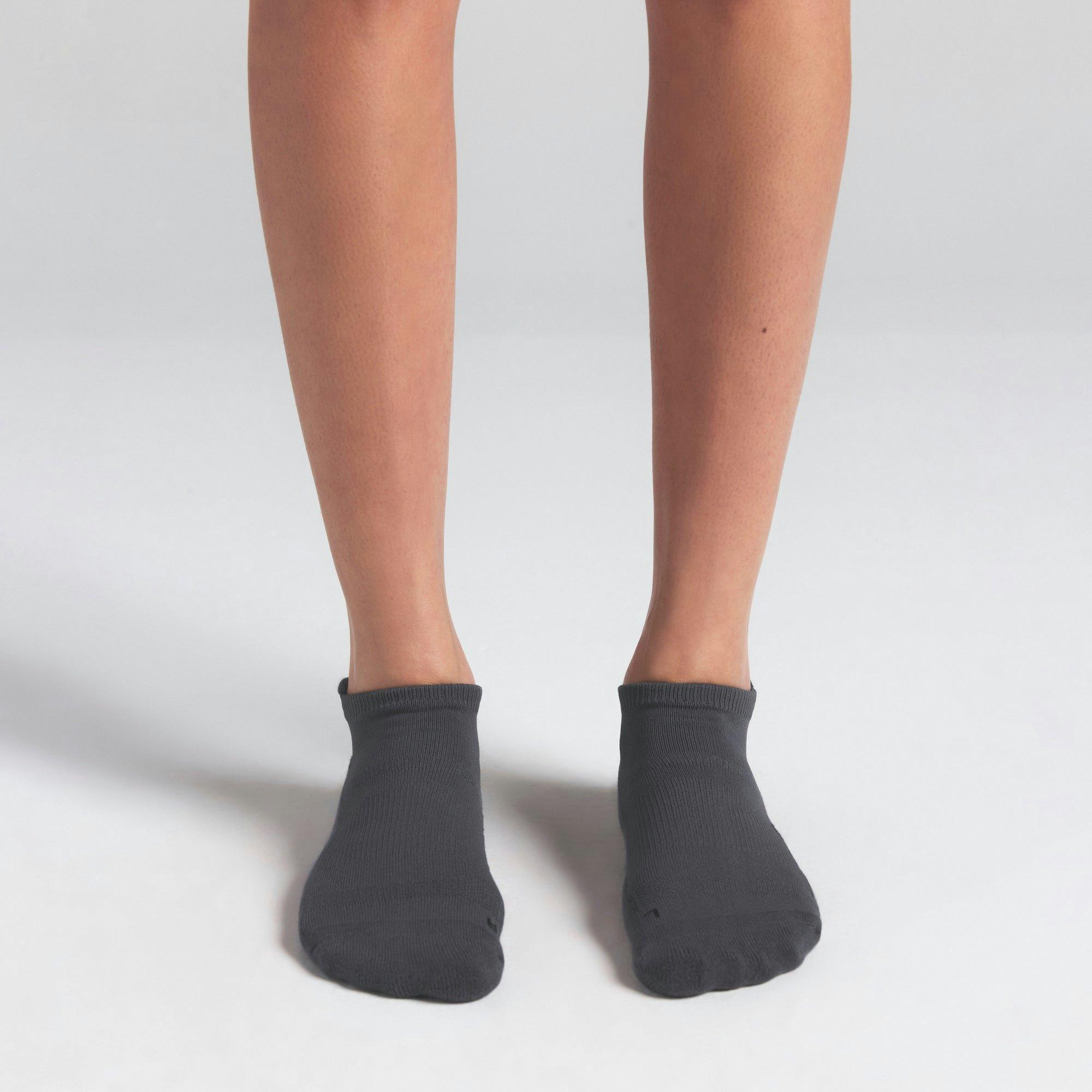 COMFORT ANKLE SOCK 3-PACK | RAVEN MULTI Product Image