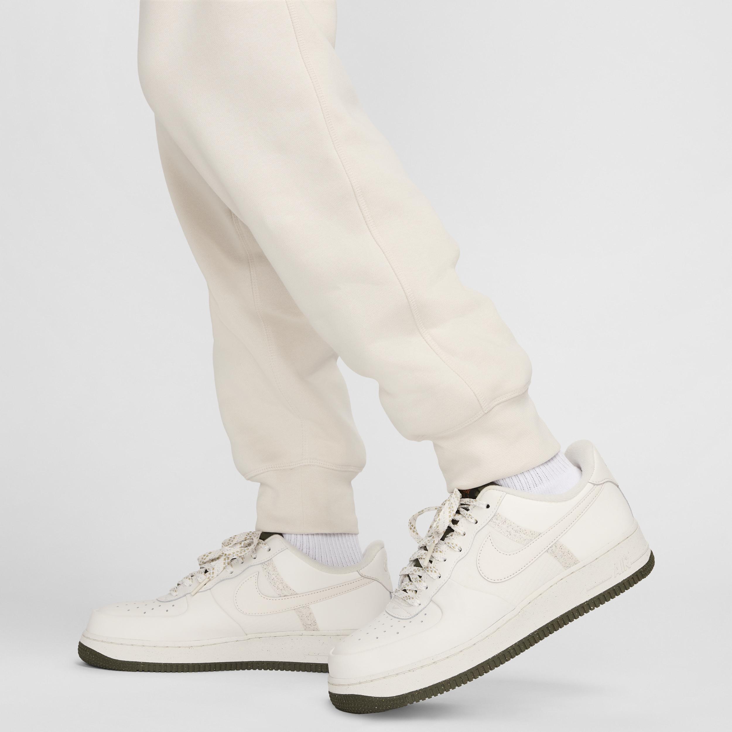 Nike Mens Club Fleece Fleece Jogger Pants | FN3094-104 Product Image