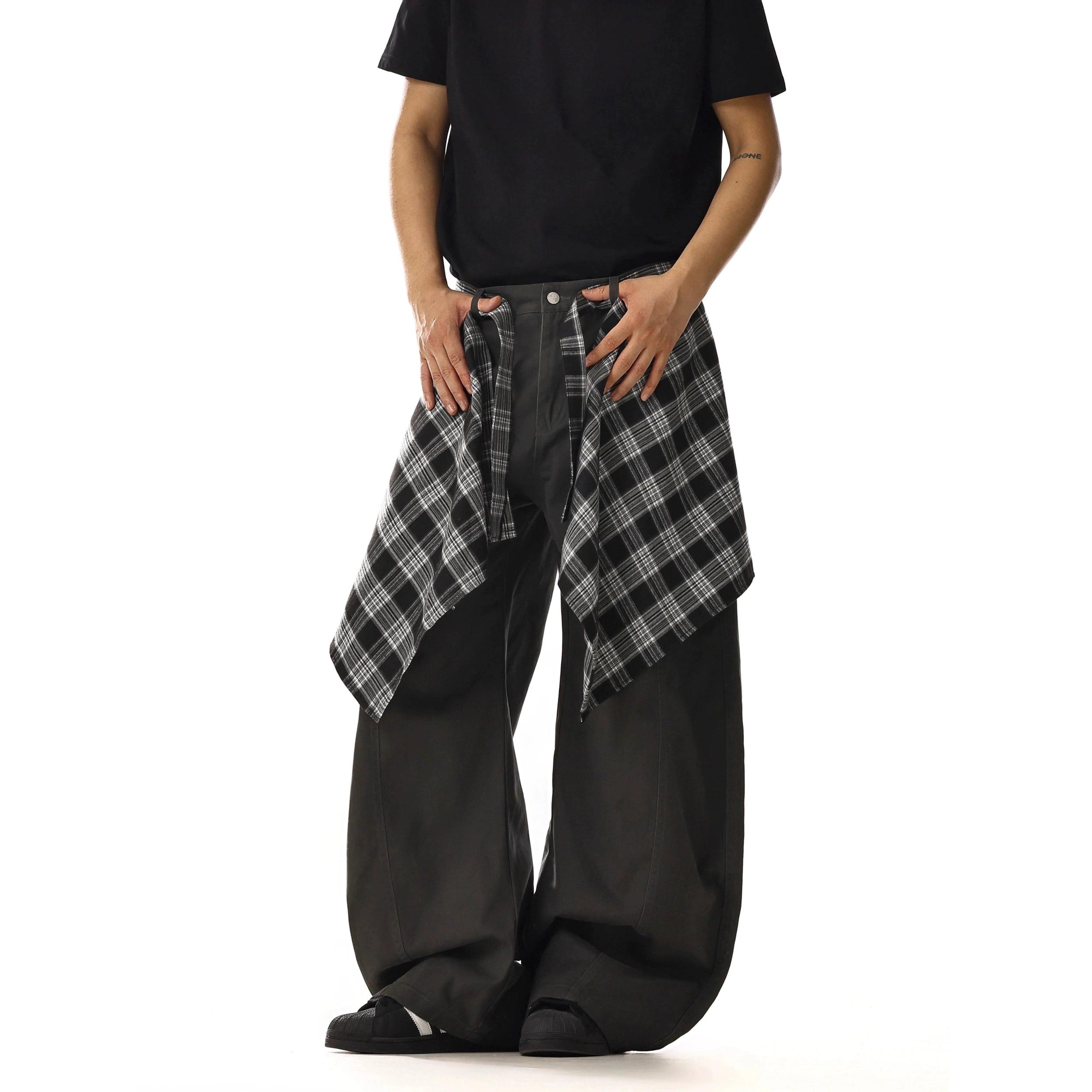 RT No. 18224 SCIMITAR STRAIGHT CARGO PANTS Product Image