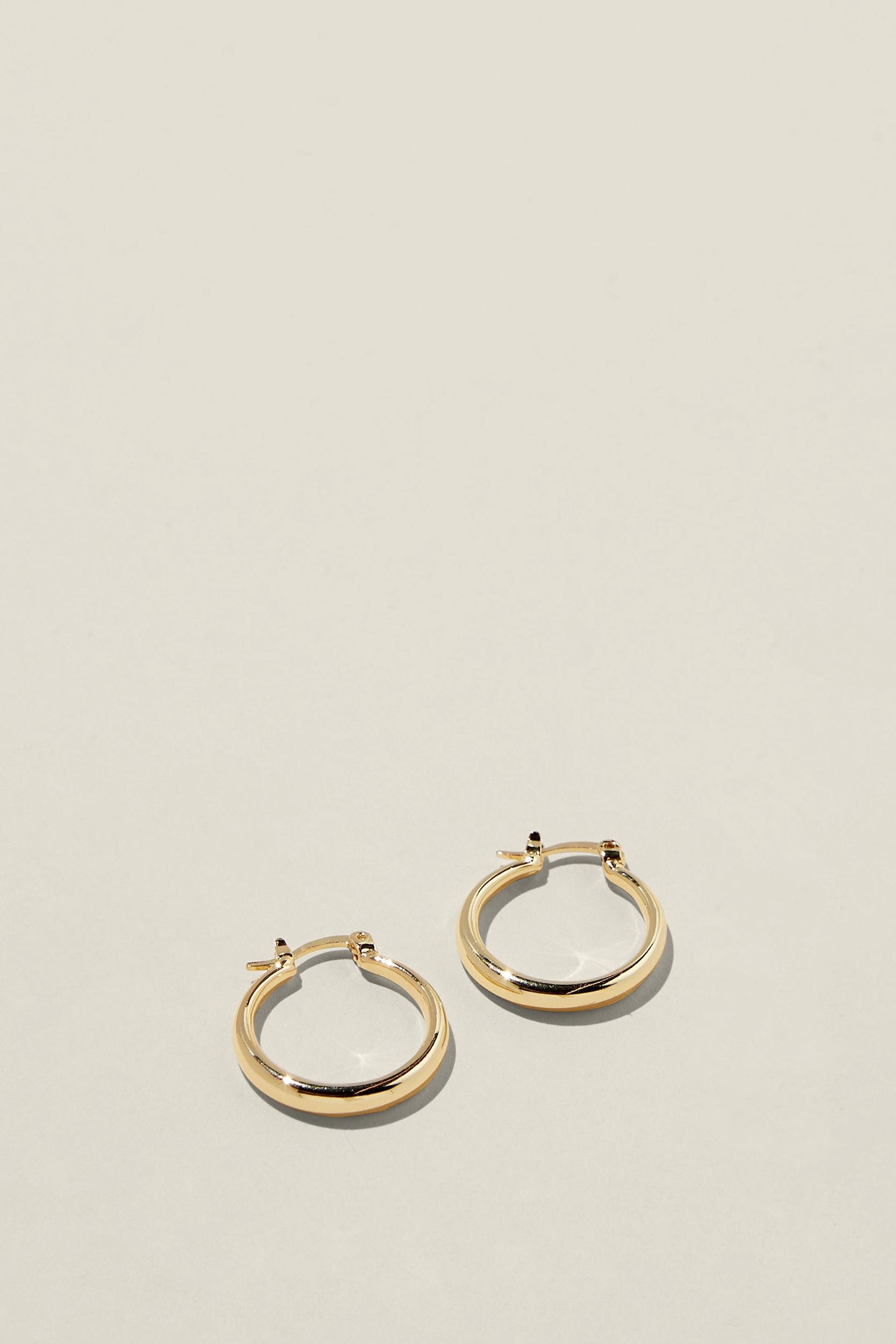Mid Hoop Earring Product Image