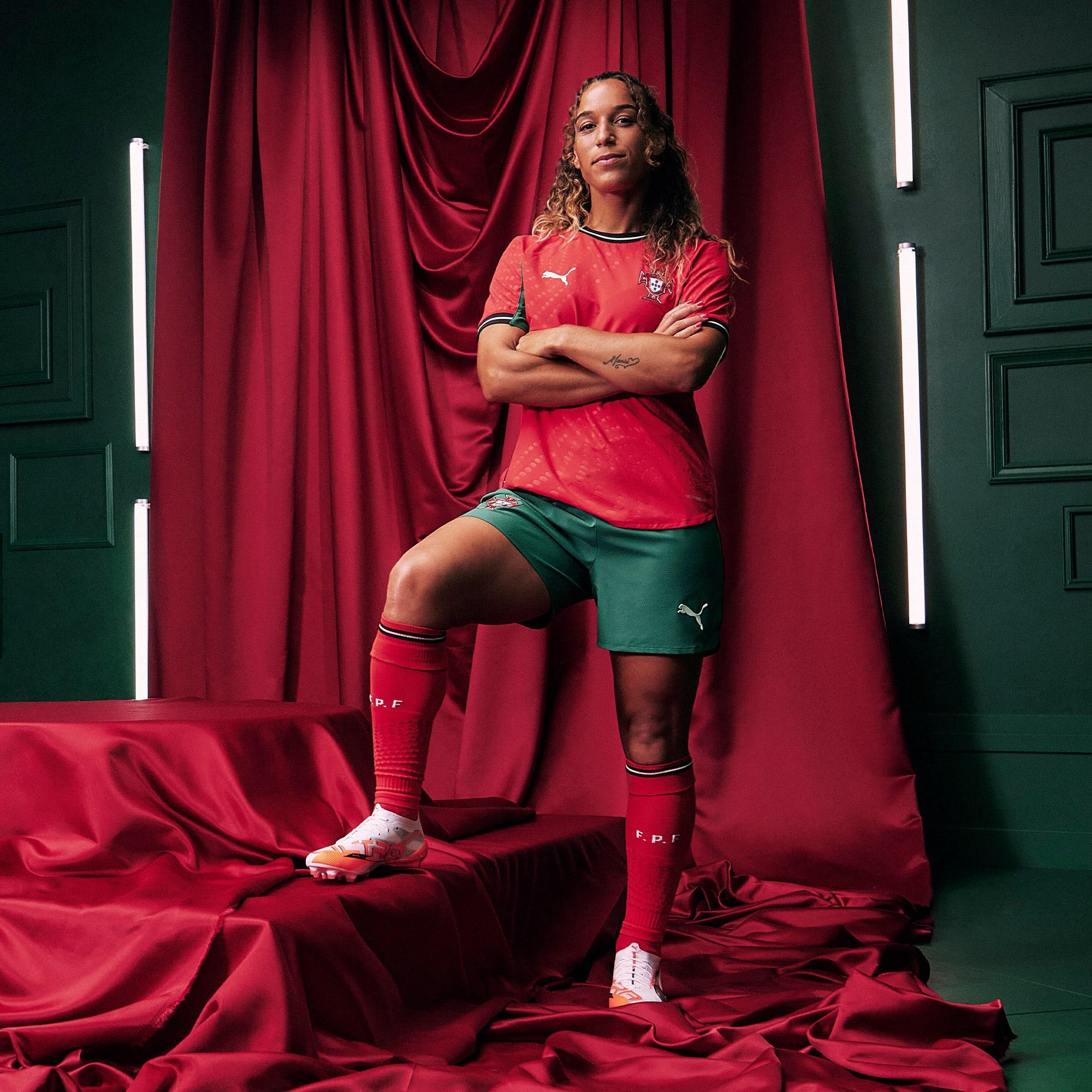 Portugal '25 Home Replica Women's Soccer Jersey Product Image