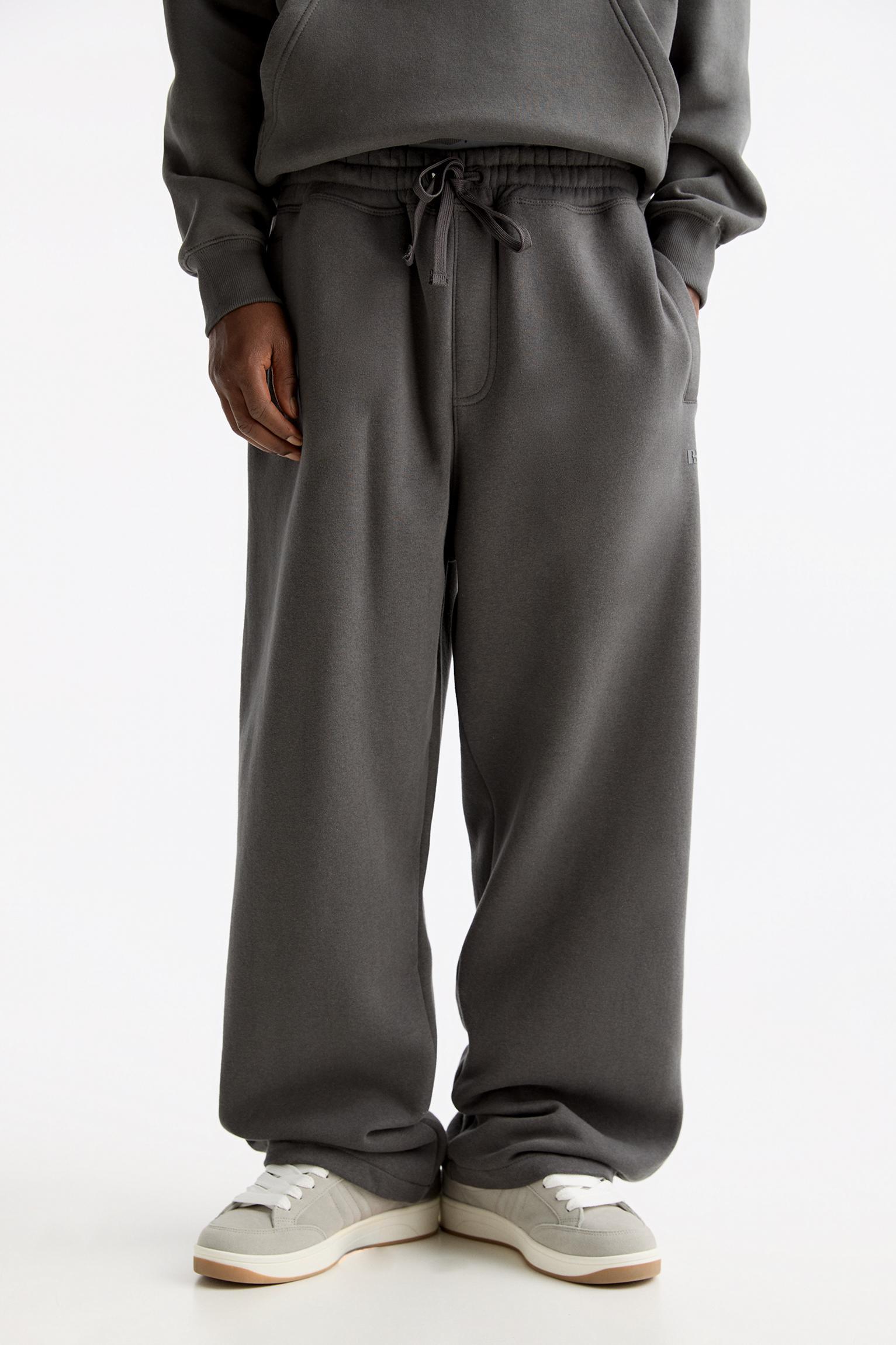 Baggy sweatpants Product Image