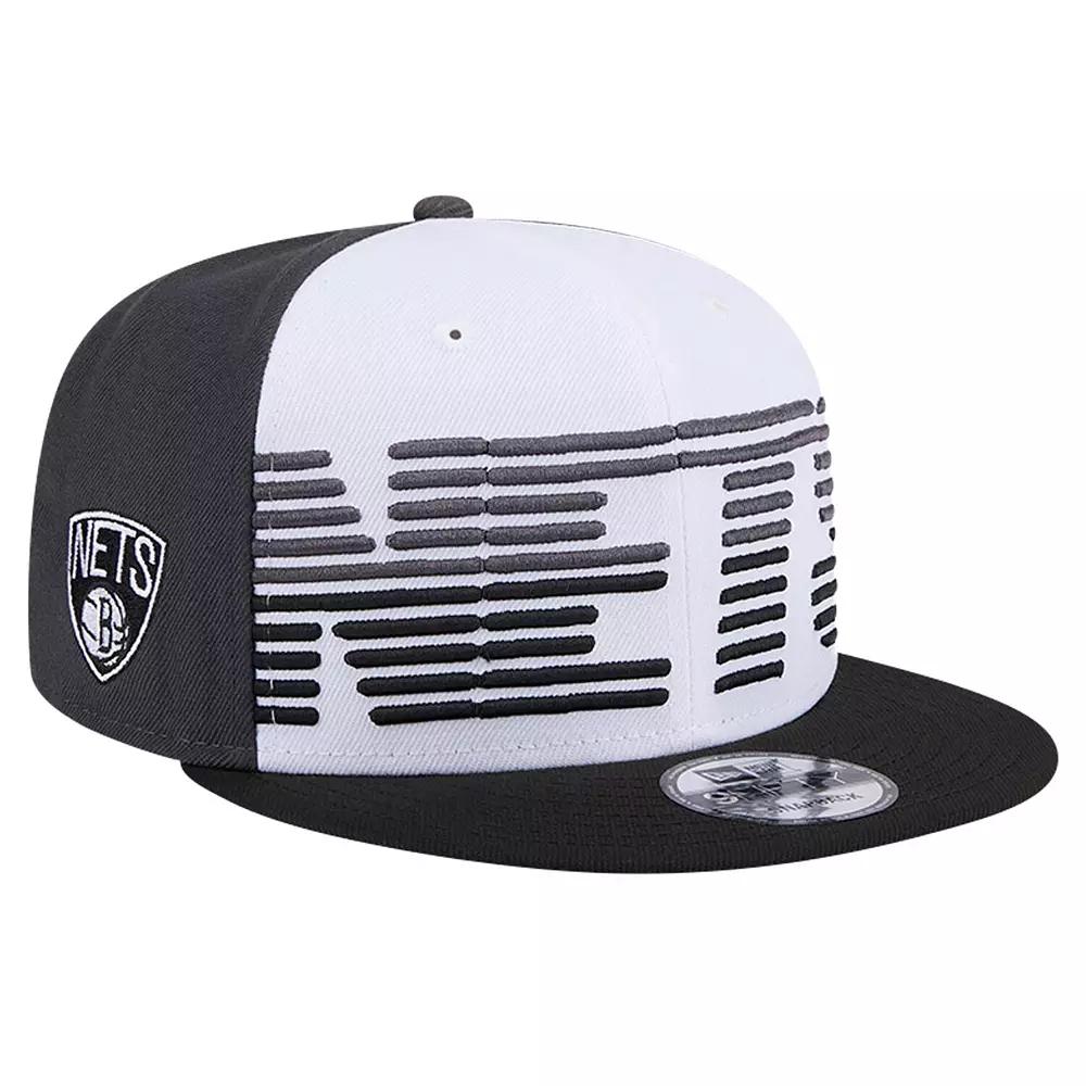 Men's New Era White/Black Brooklyn Nets Throwback Gradient Tech Font 9FIFTY Snapback Hat Product Image