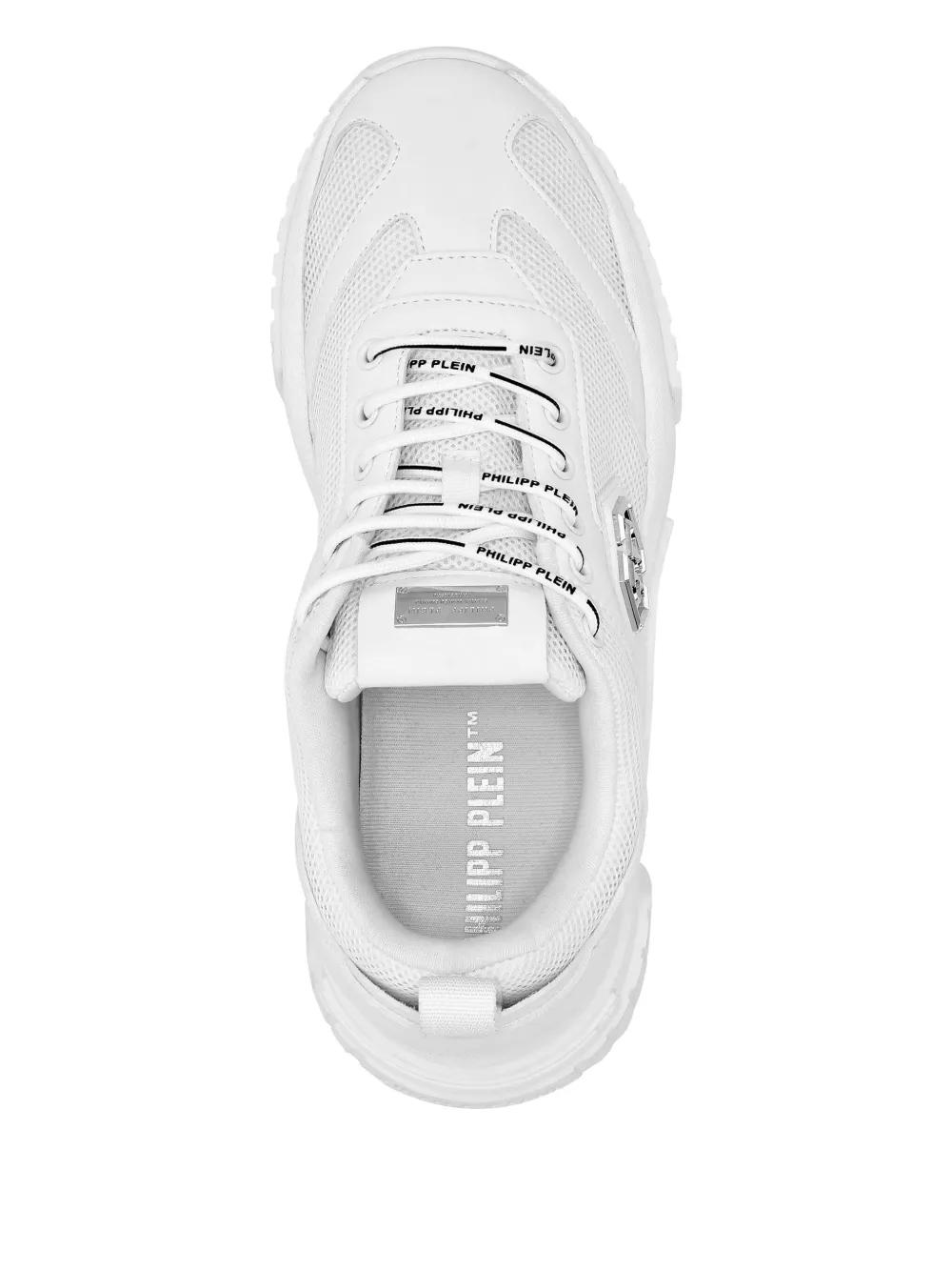 Predator sneakers Product Image