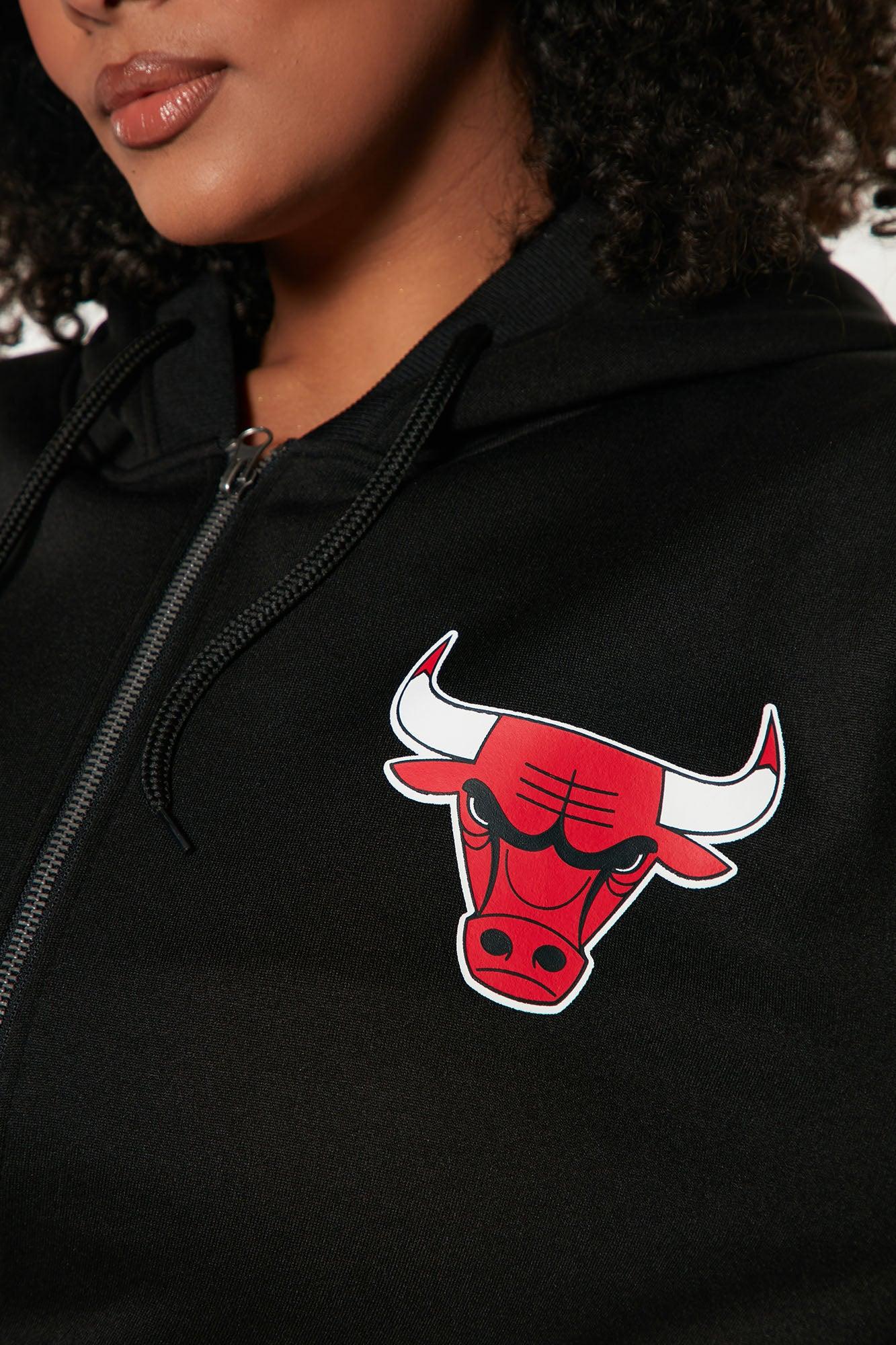 Bulls Cropped Zip Hoodie - Black Product Image
