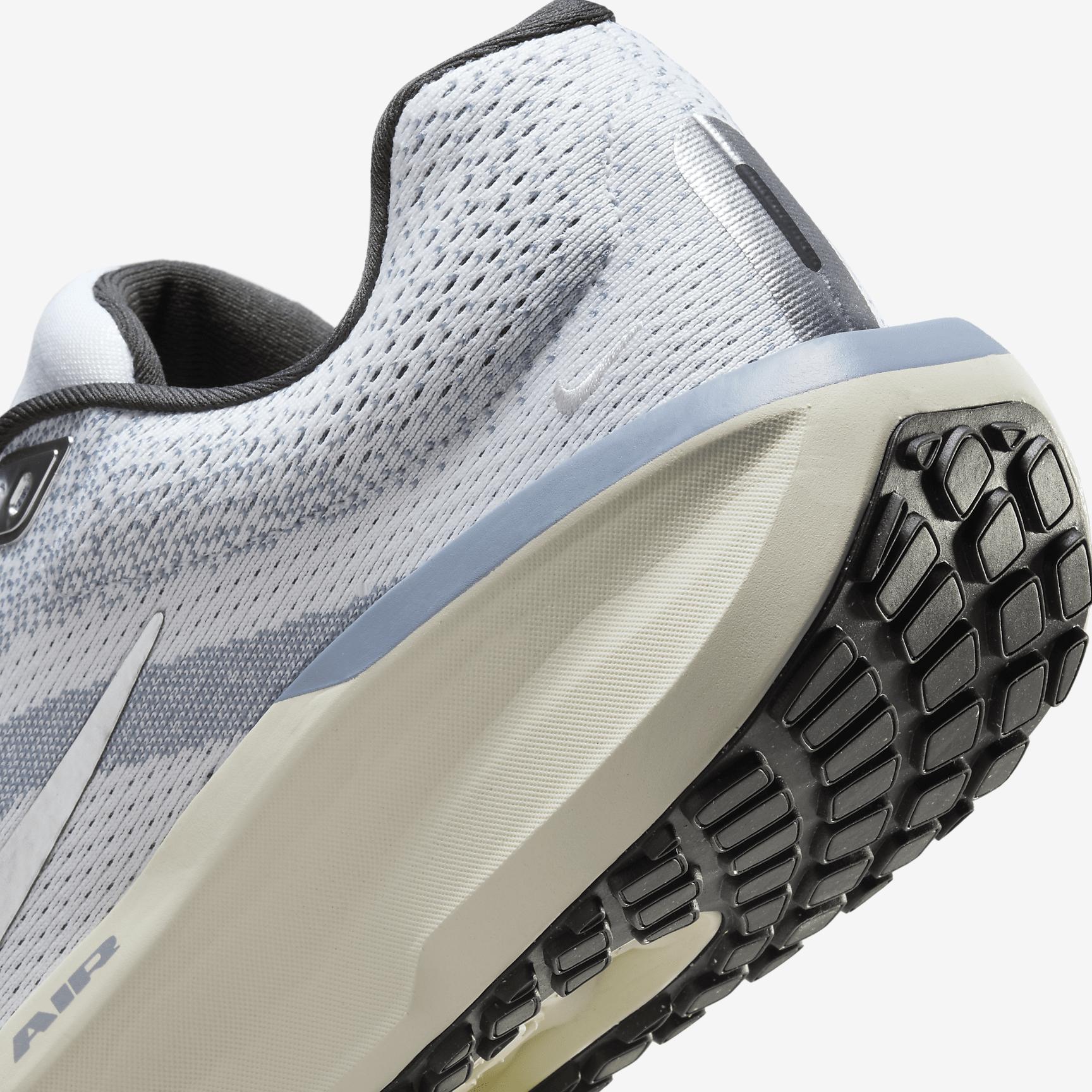 Nike Winflo 11 Men's Road Running Shoes Product Image