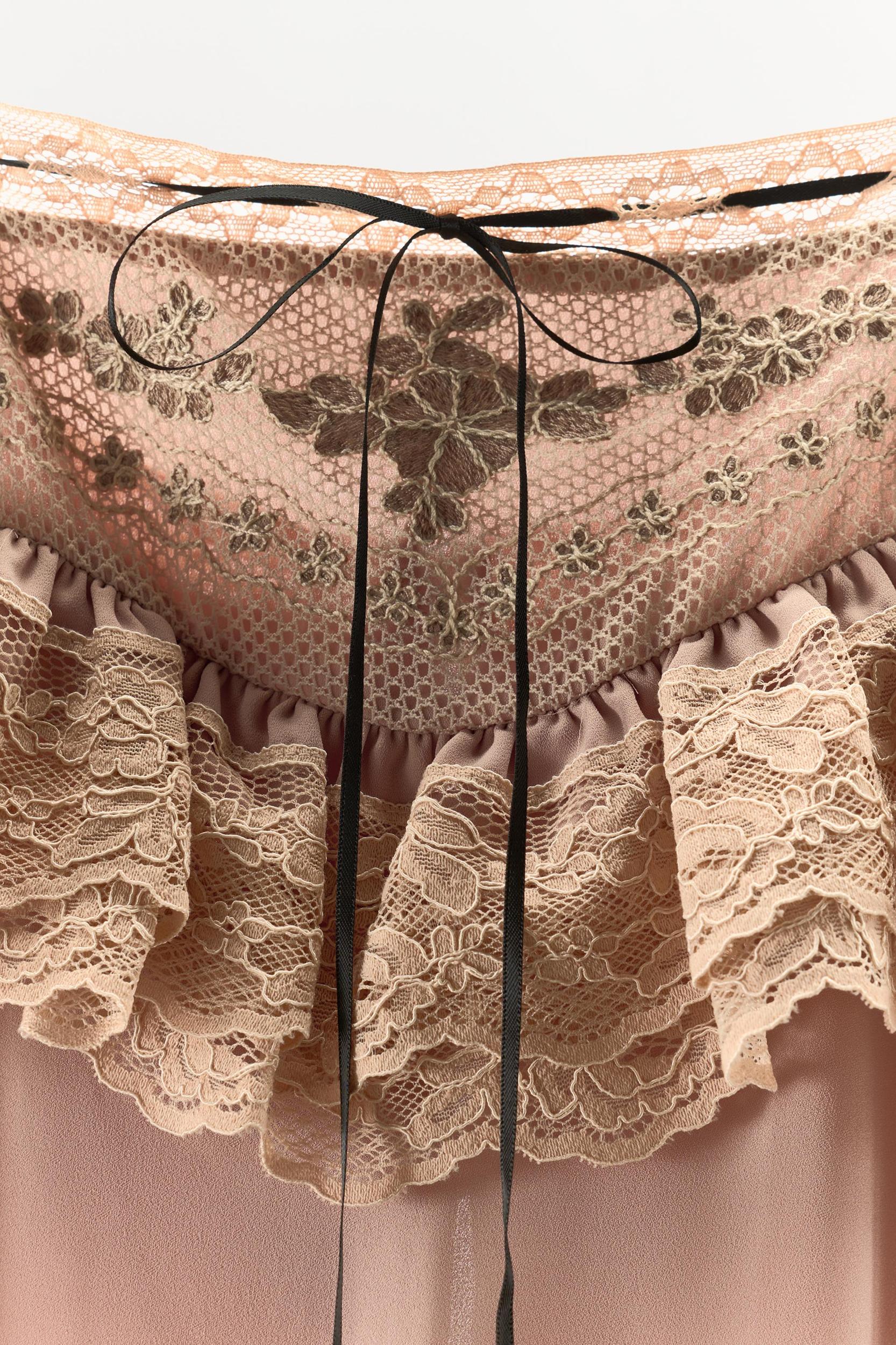 EMBROIDERED DRESS WITH CONTRAST BOW Product Image