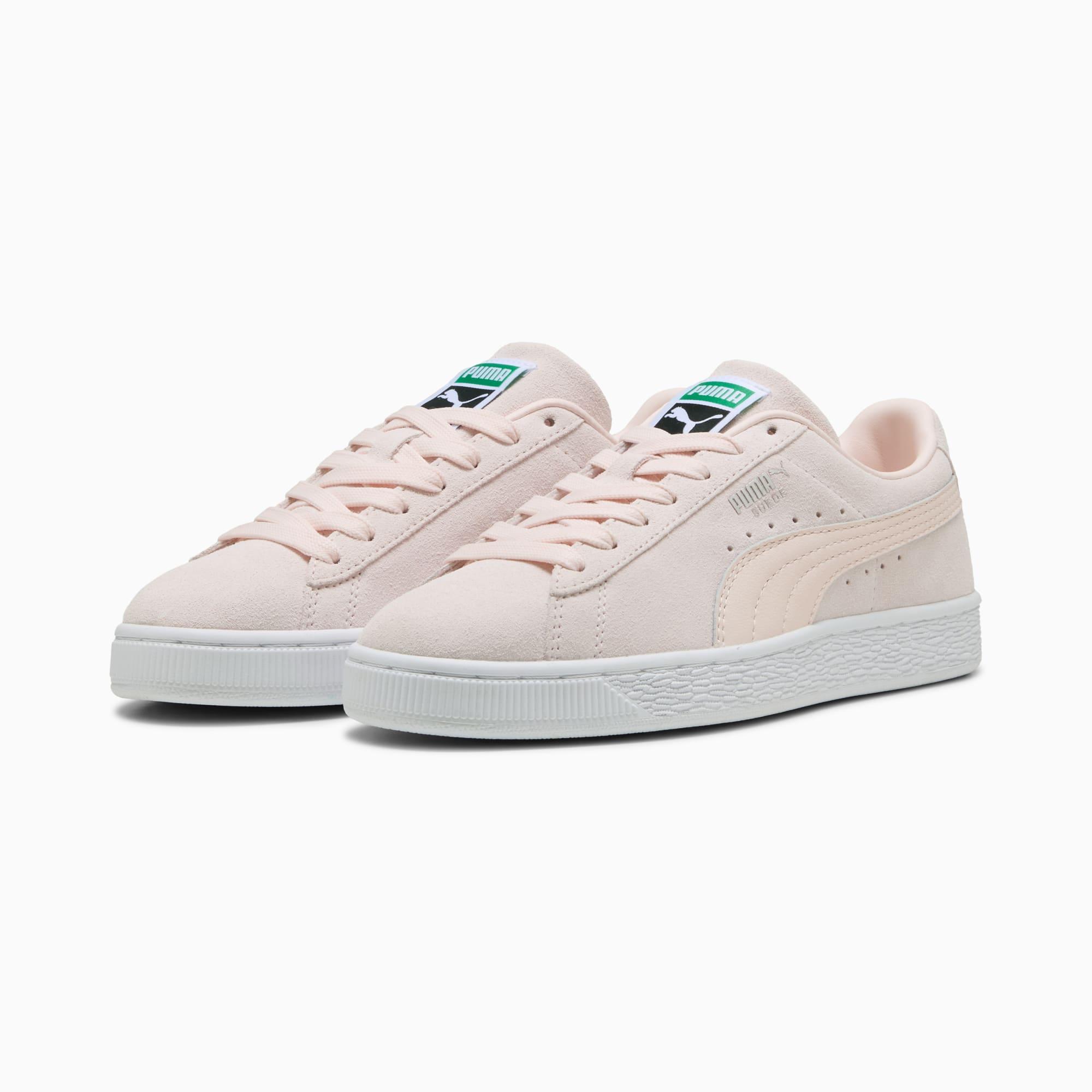 Suede Classic Women's Sneakers Product Image