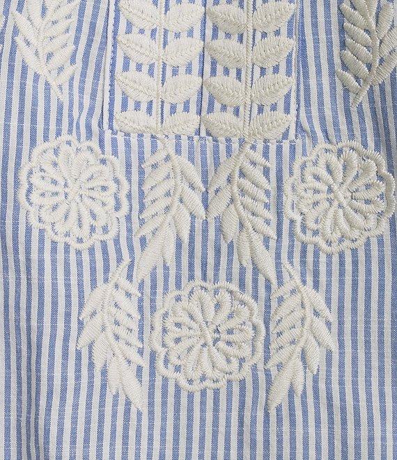 Calessa Petite Size Split V-Neck Embroidered 3/4 Balloon Sleeve Tunic Product Image