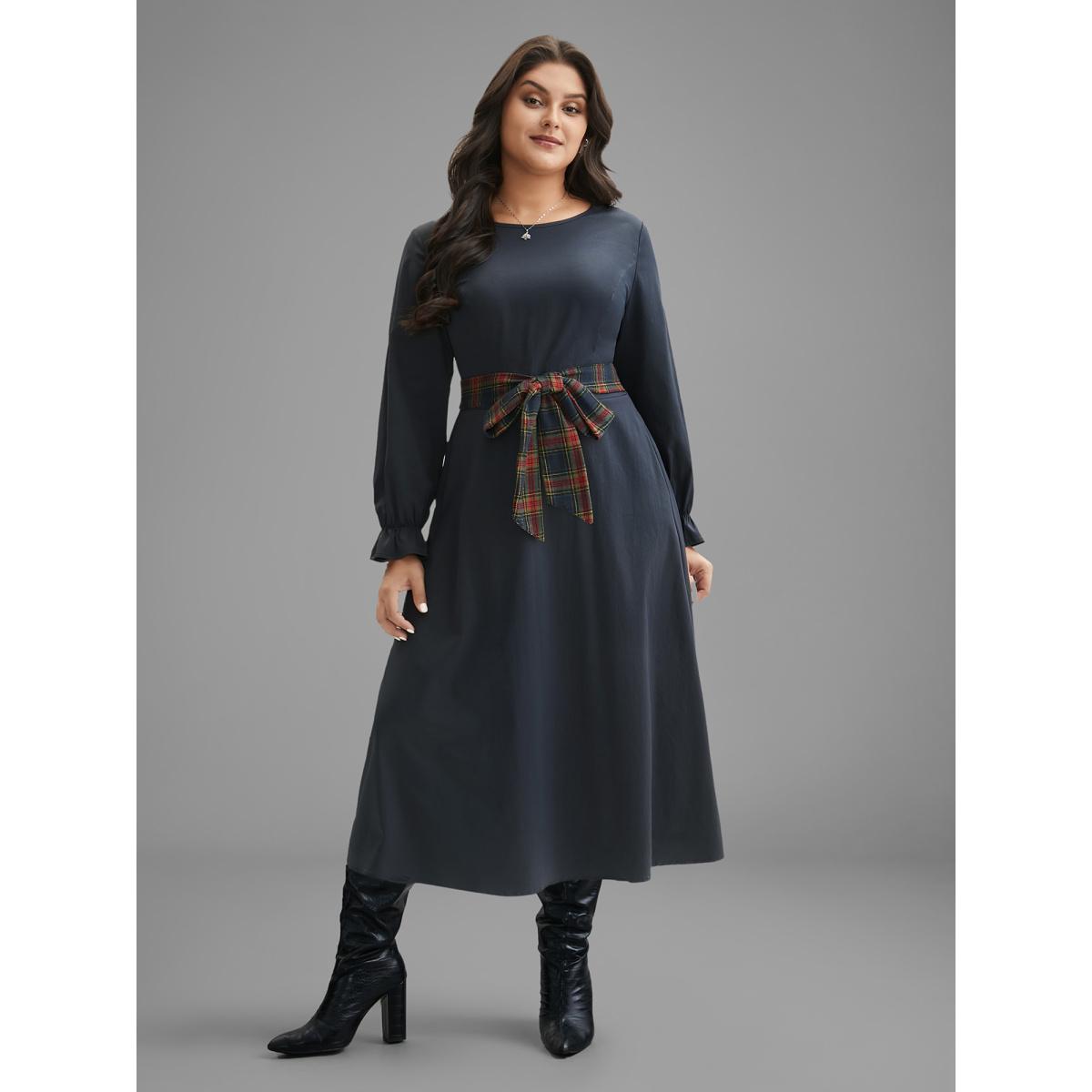 Plus Size Festive Plaid Tie Knot Ruched Midi Dress Indigo Women Casual Tie knot Party Curvy Bloomchic 22-24/3X Product Image