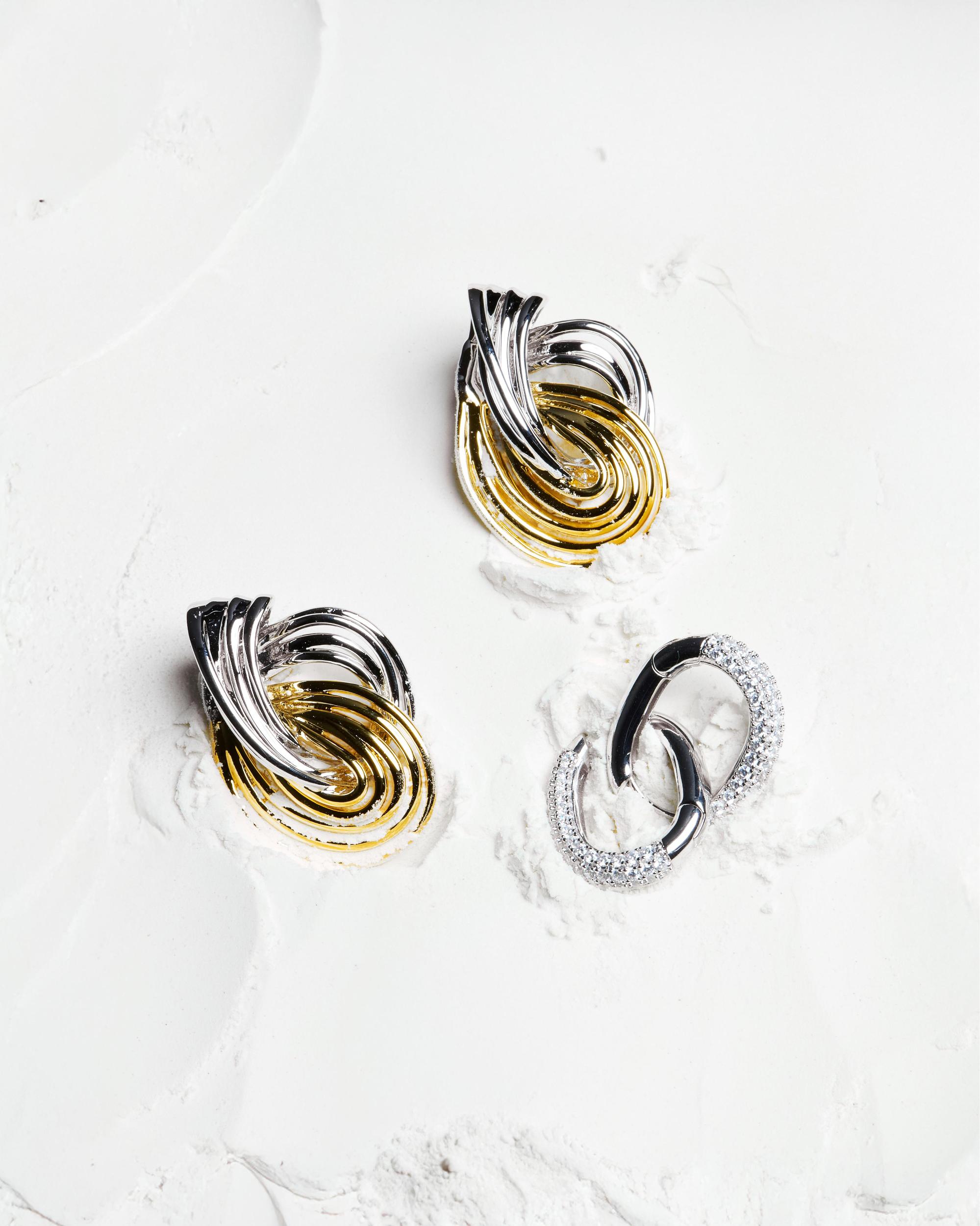 Los Earring Product Image