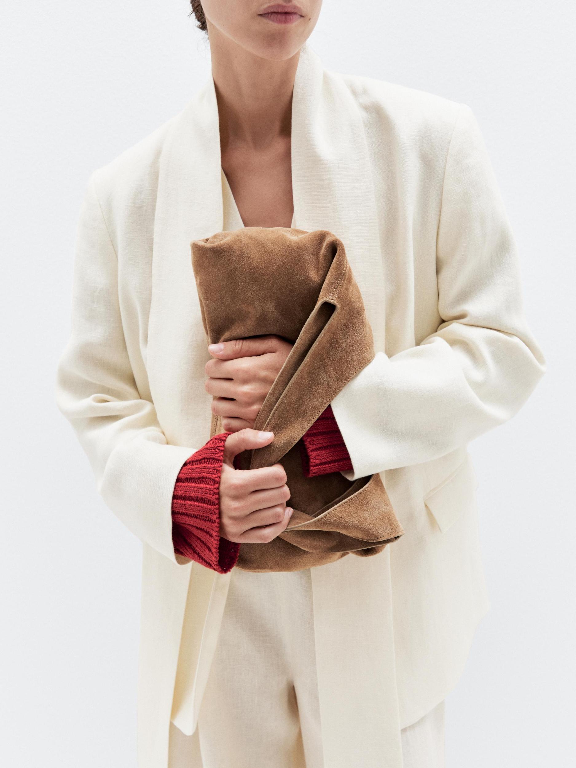 Medium split leather lady bag Product Image