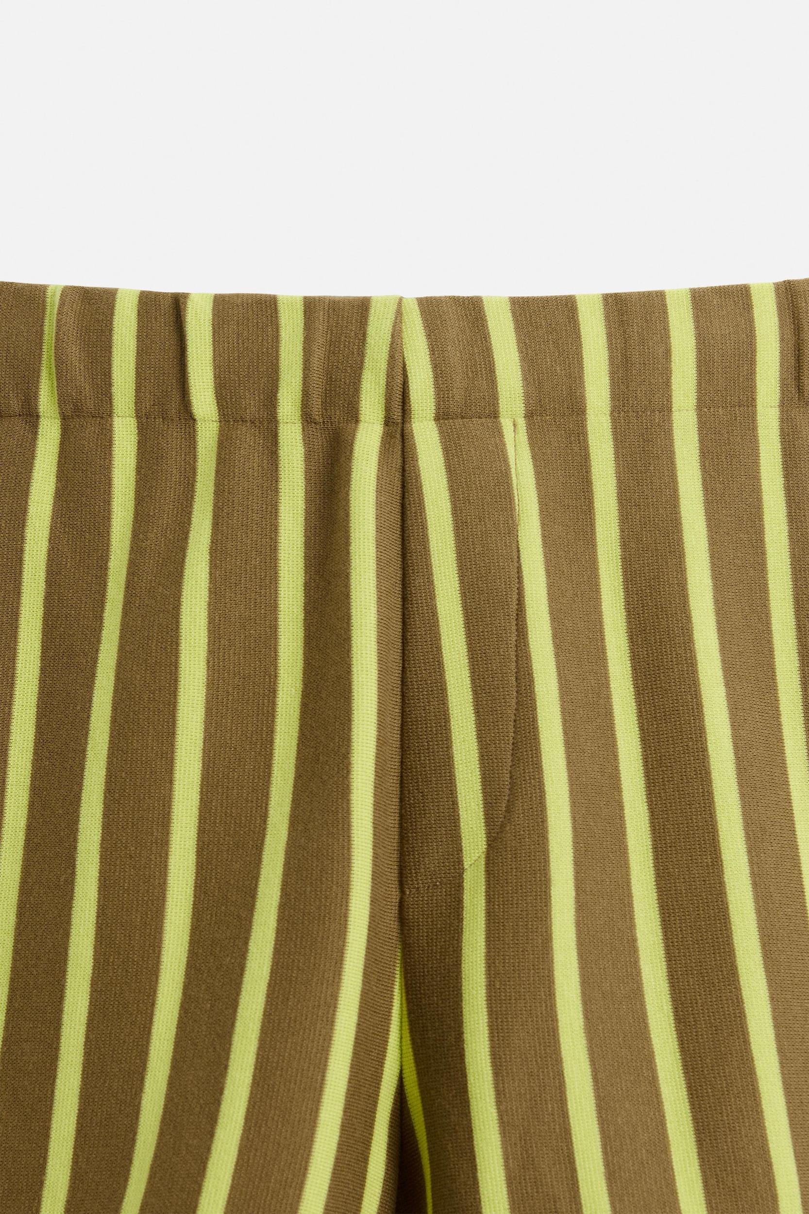 STRIPED SHORTS Product Image