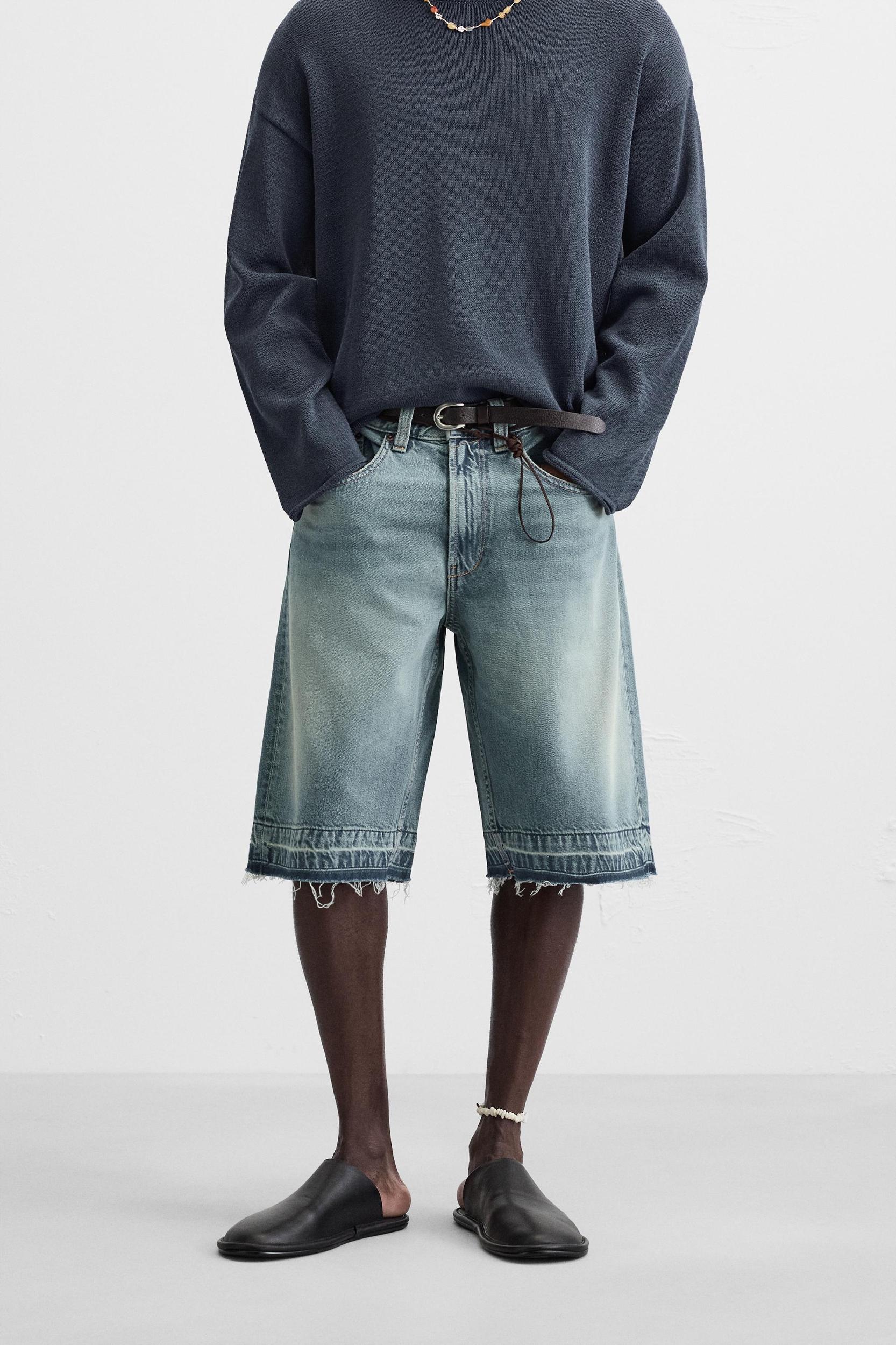 BAGGY FIT DENIM SHORTS Product Image