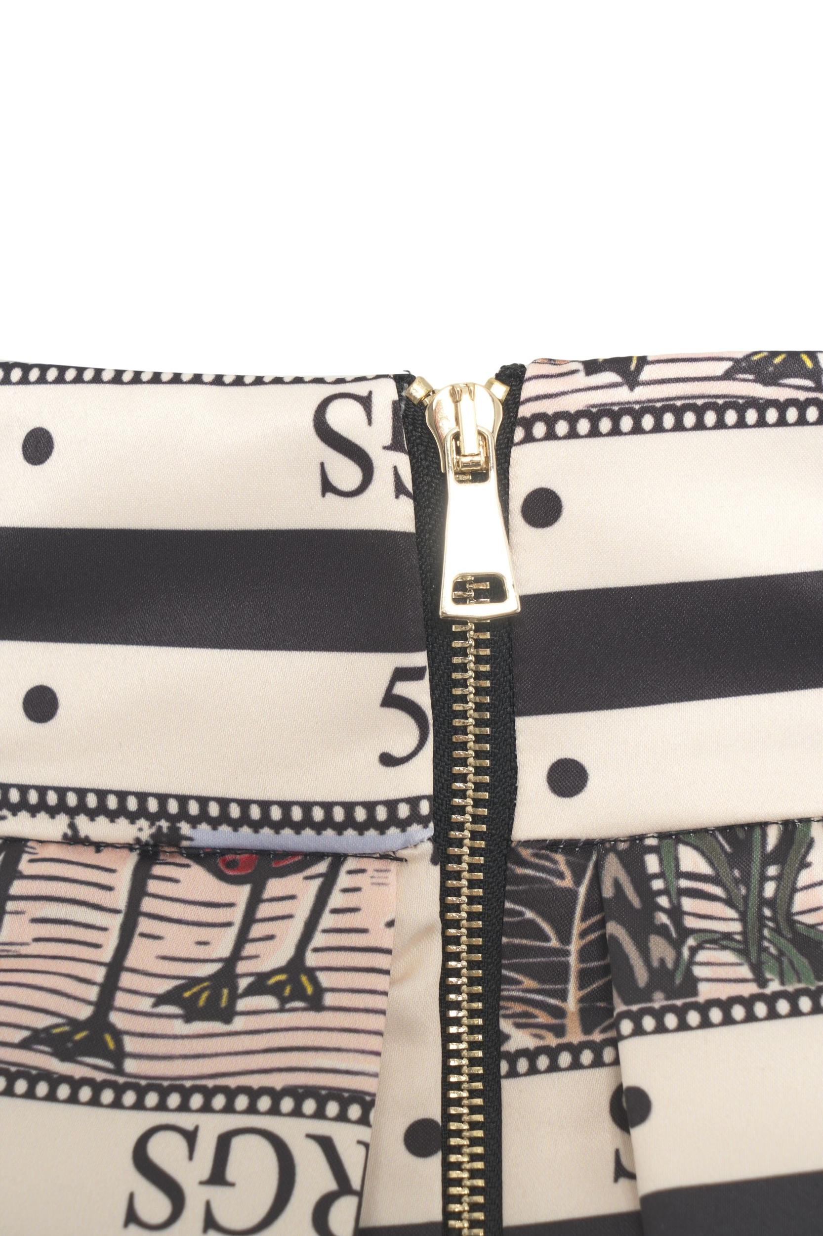 Pleated skirt with print Product Image