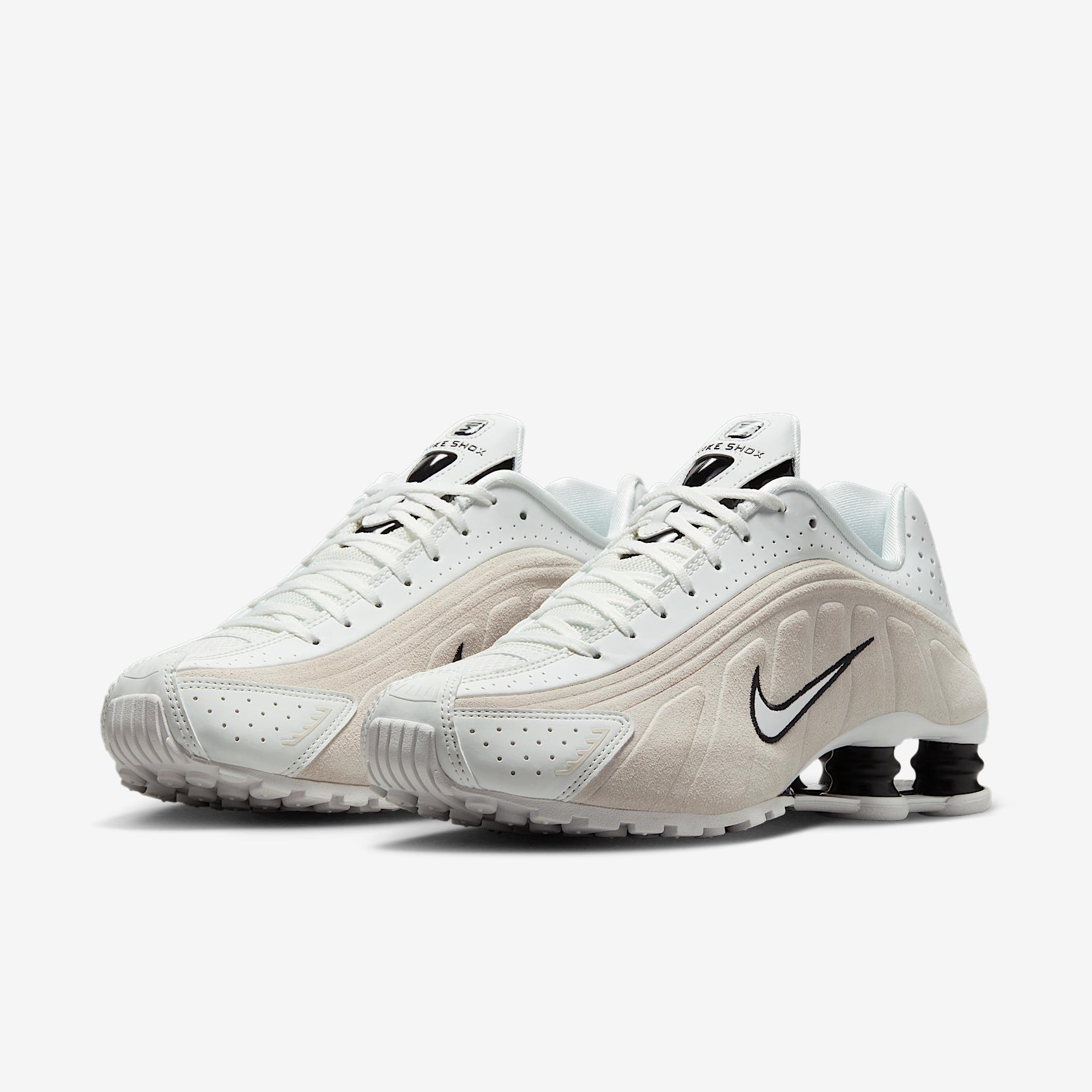 Nike Womens Shox R4 Shoes | HQ7739-100 Product Image
