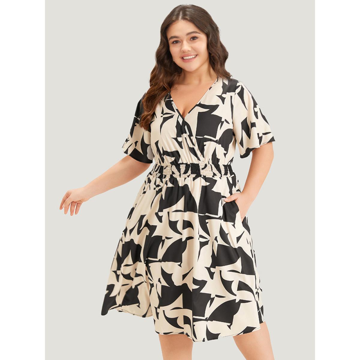 Plus Size Geometric Print Pocket Surplice Neck Shirred Dress Apricot Women At the Office Printed V-neck Short sleeve Curvy Midi Dress BloomChic 28/5X Product Image