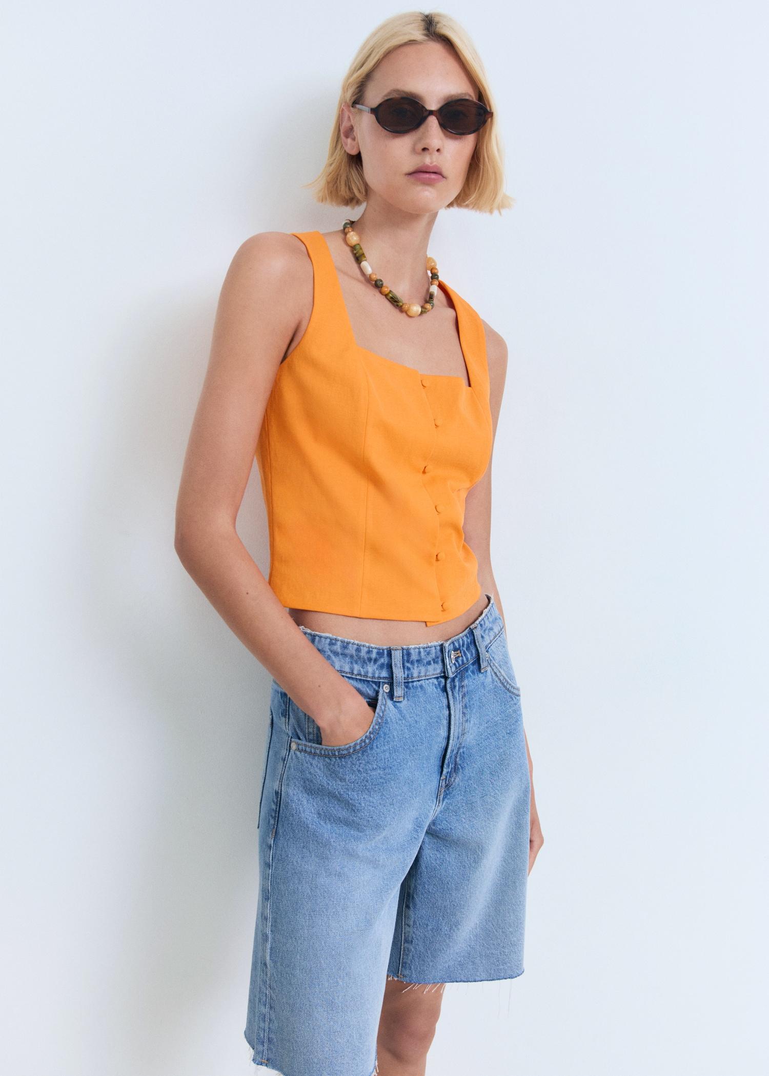 Buttons cotton top - Women | MANGO USA Product Image