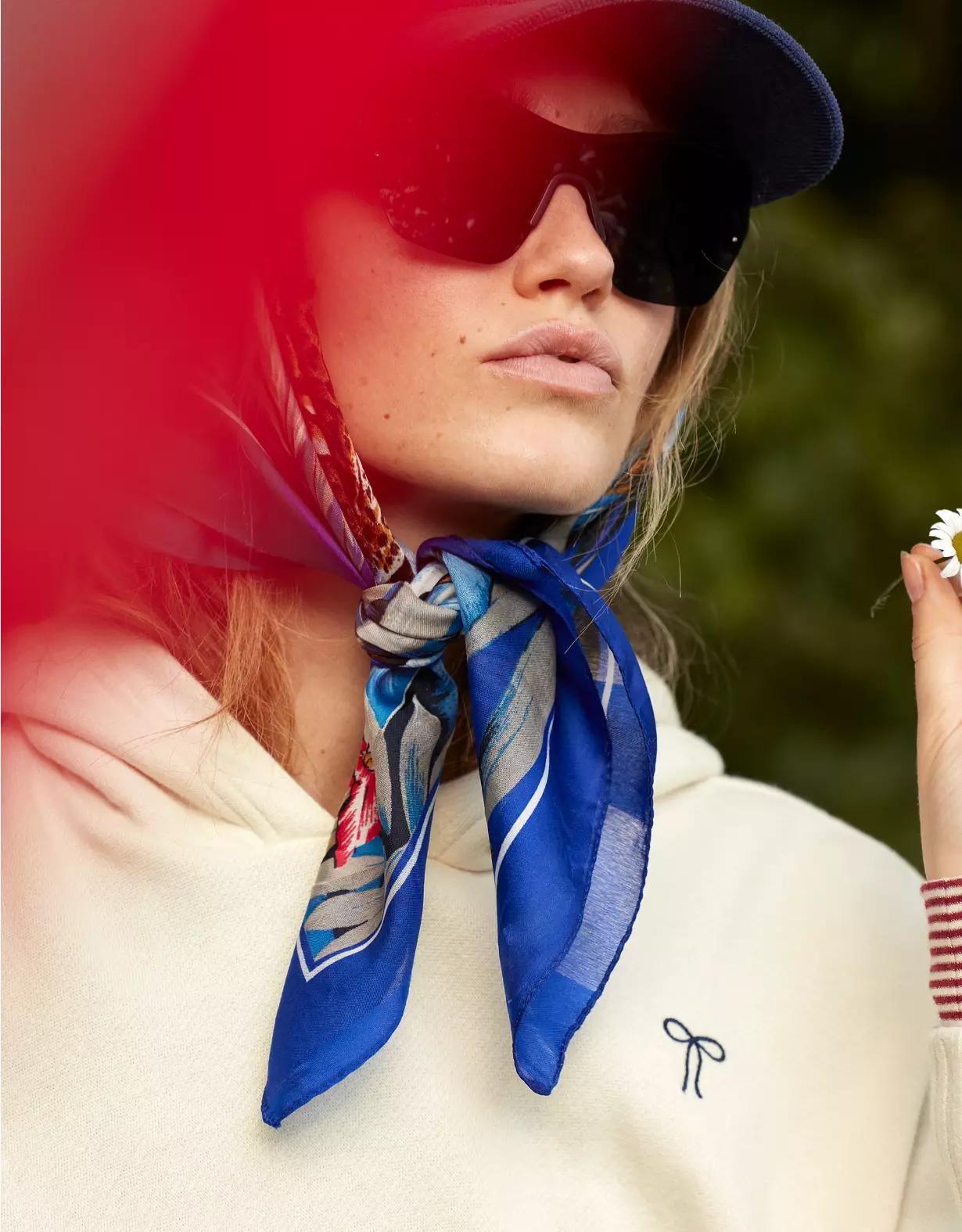 OFFLINE By Aerie SportStar Polarized Sunglasses Product Image