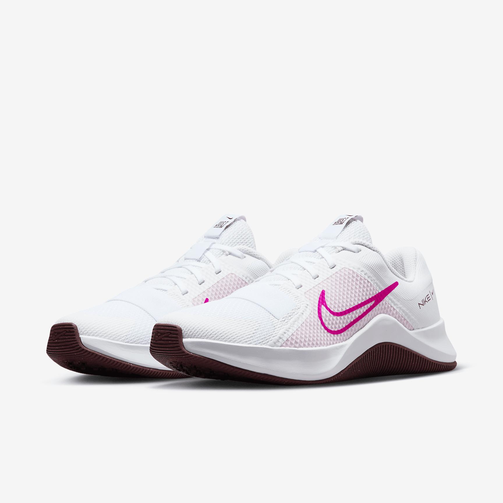 Nike Womens MC Trainer 2 Womens Workout Shoes | DM0824-105 Product Image