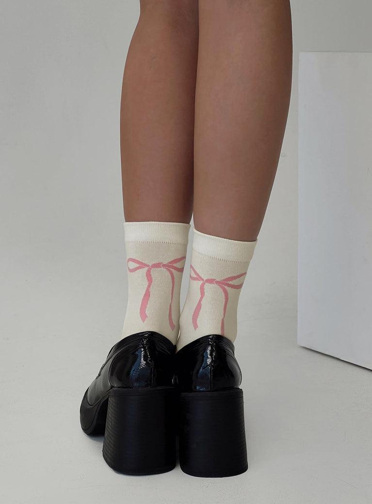 Bow Out Socks White/ Pink Product Image