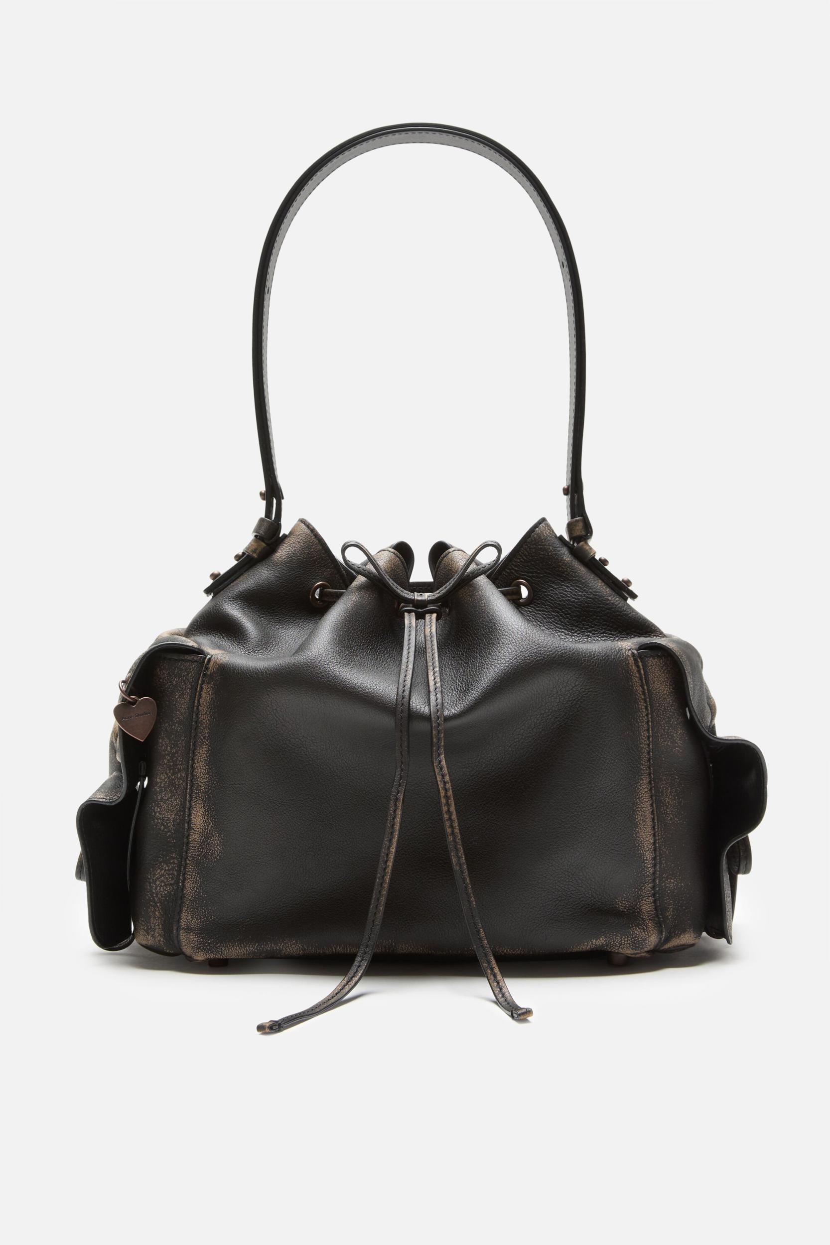 Multipocket bucket bag Product Image