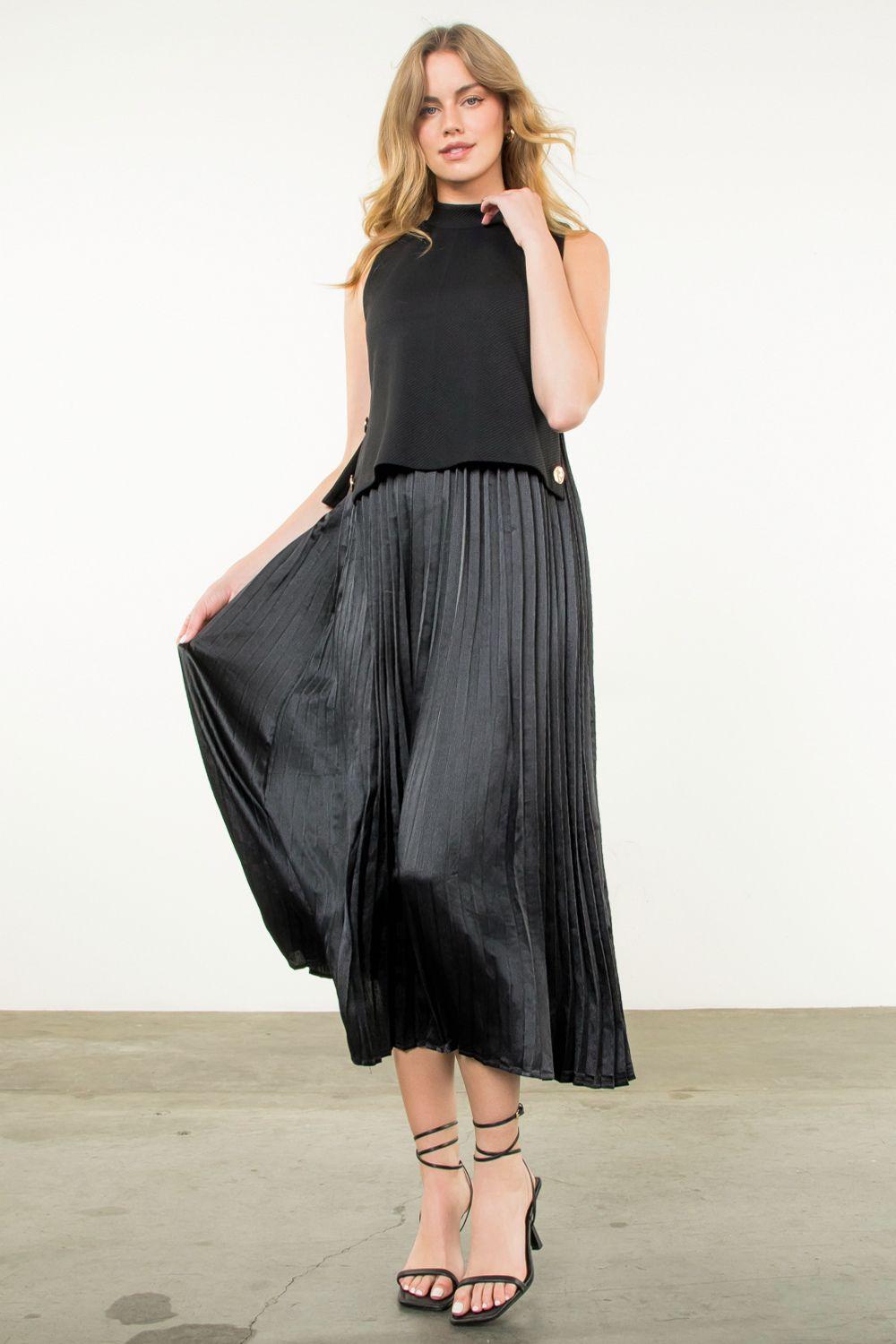 Pleated skirt dress Product Image