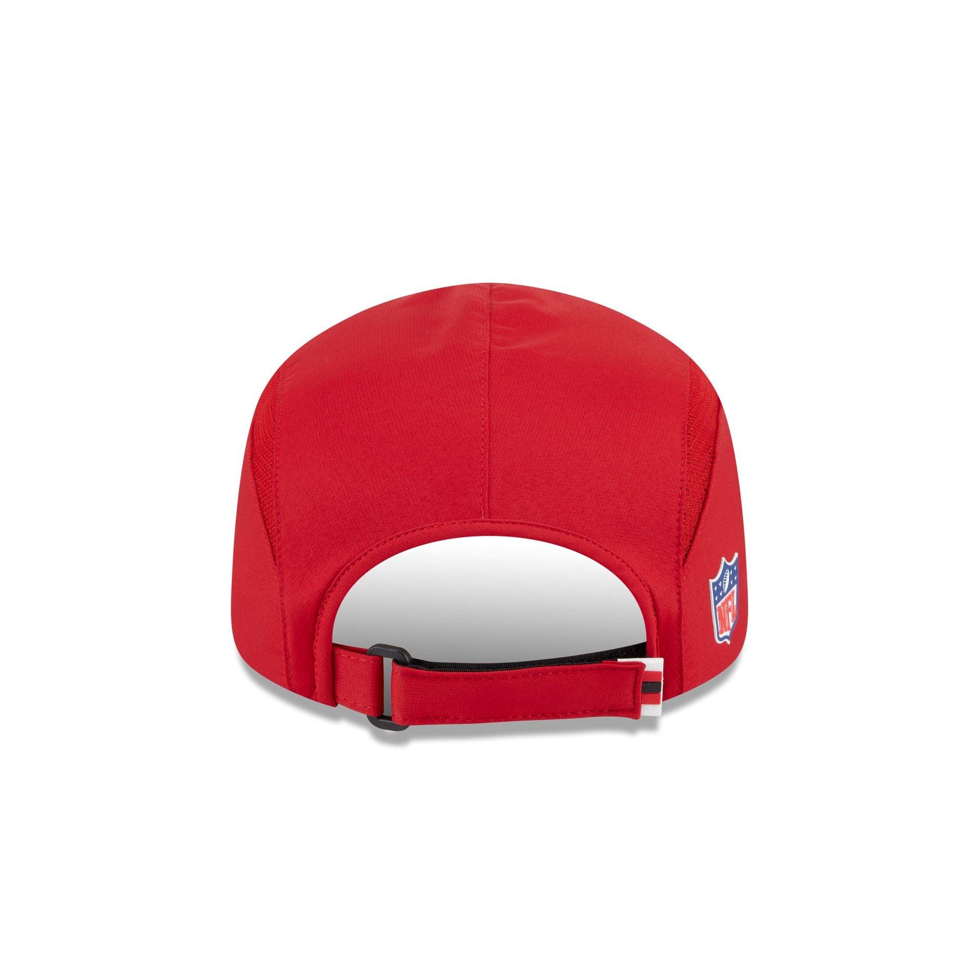 Men's New Era Black Cincinnati Bengals 2025 Sideline Runner Adjustable Hat Product Image