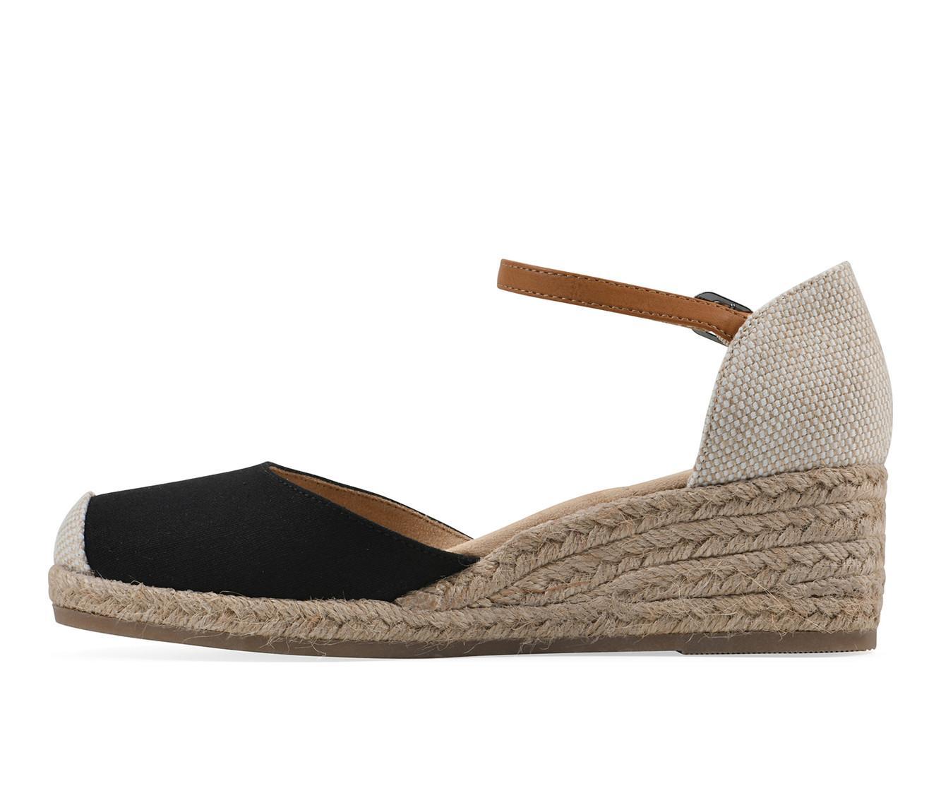 Women's White Mountain Maintain Wedge Sandals Product Image