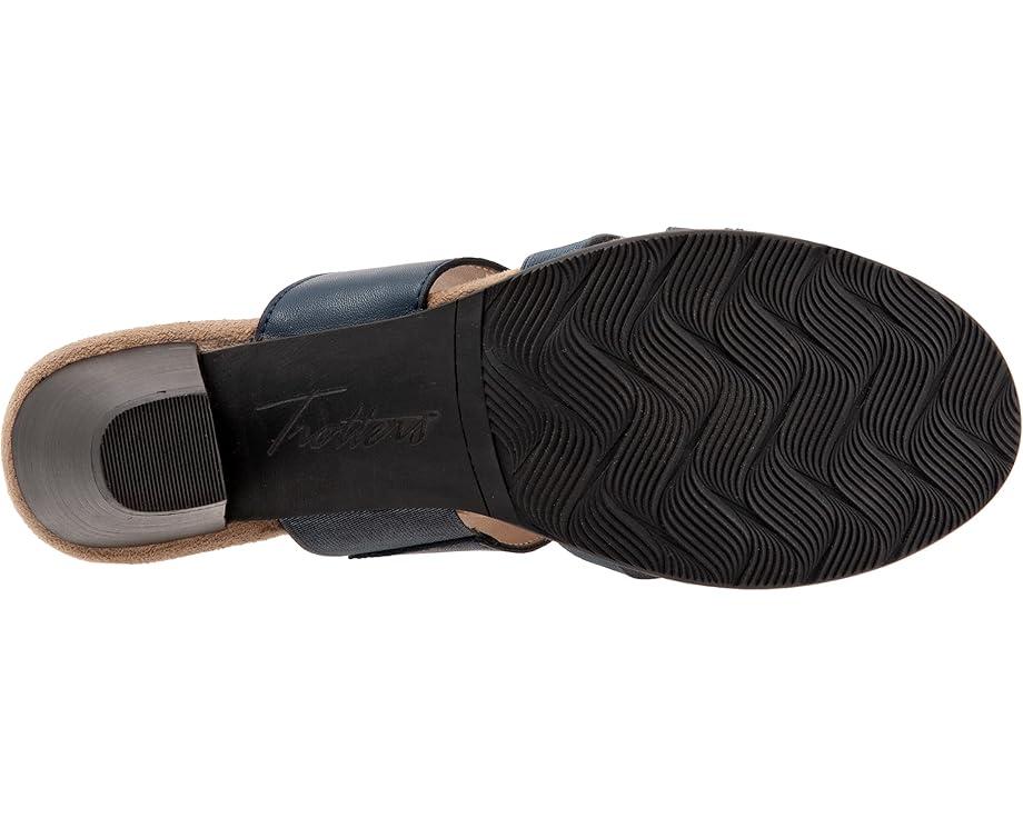 Women's Trotters Maxine Product Image