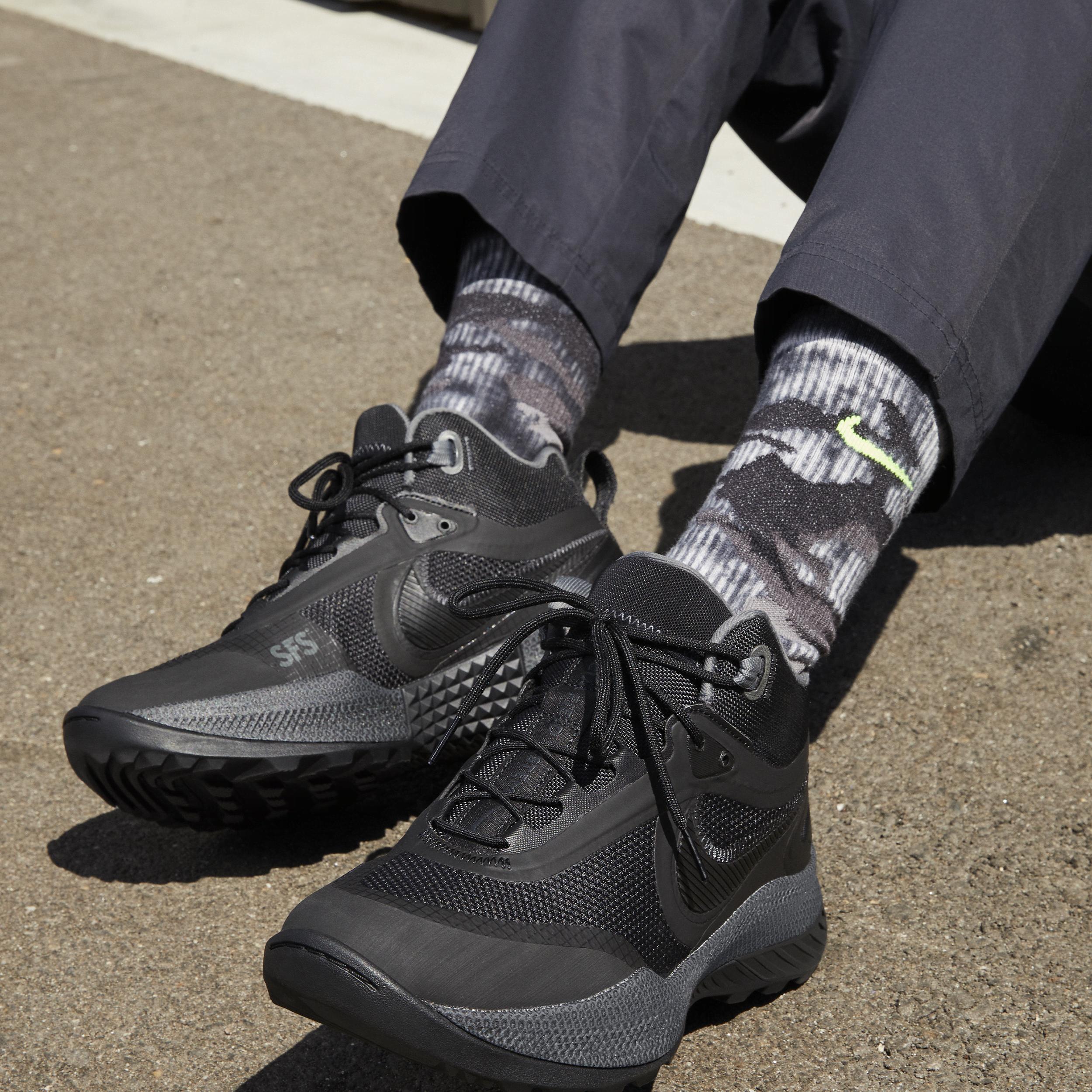 Nike Mens React SFB Carbon Mens Elite Outdoor Shoes | CK9951-001 Product Image