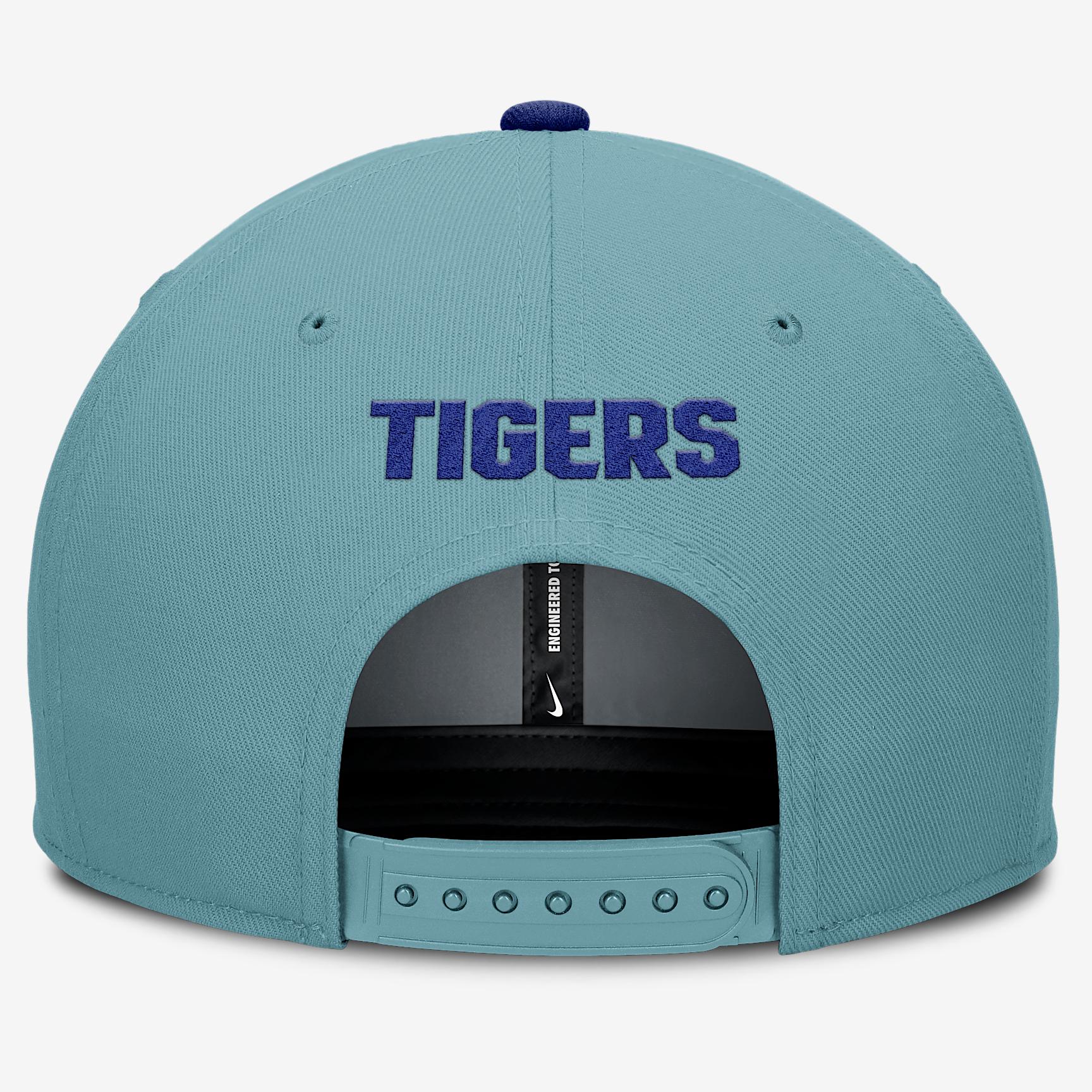 Detroit Tigers Pro Men's Nike Dri-FIT MLB Adjustable Hat Product Image